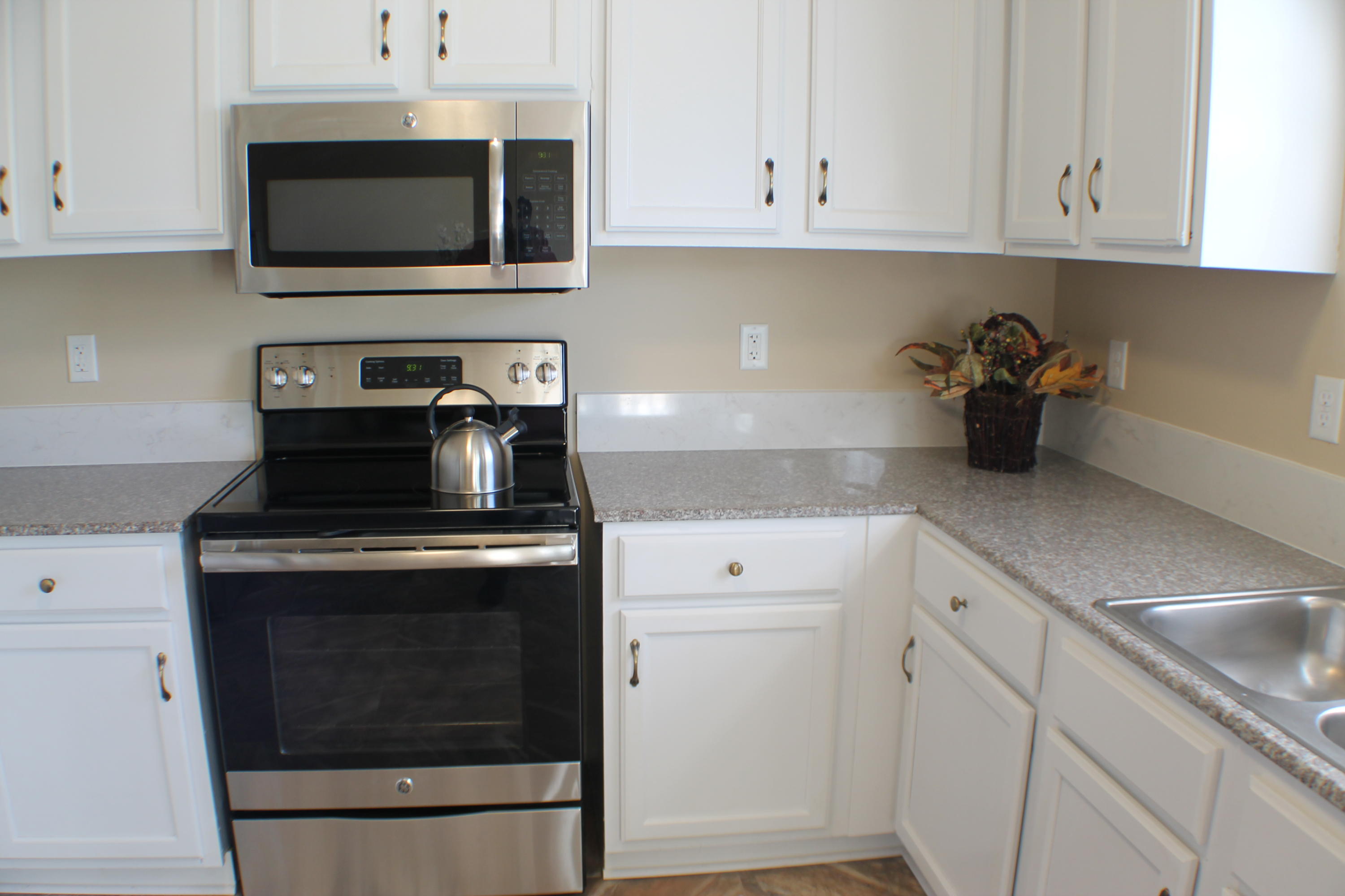 TRIPLE LAKES ESTATES - Residential