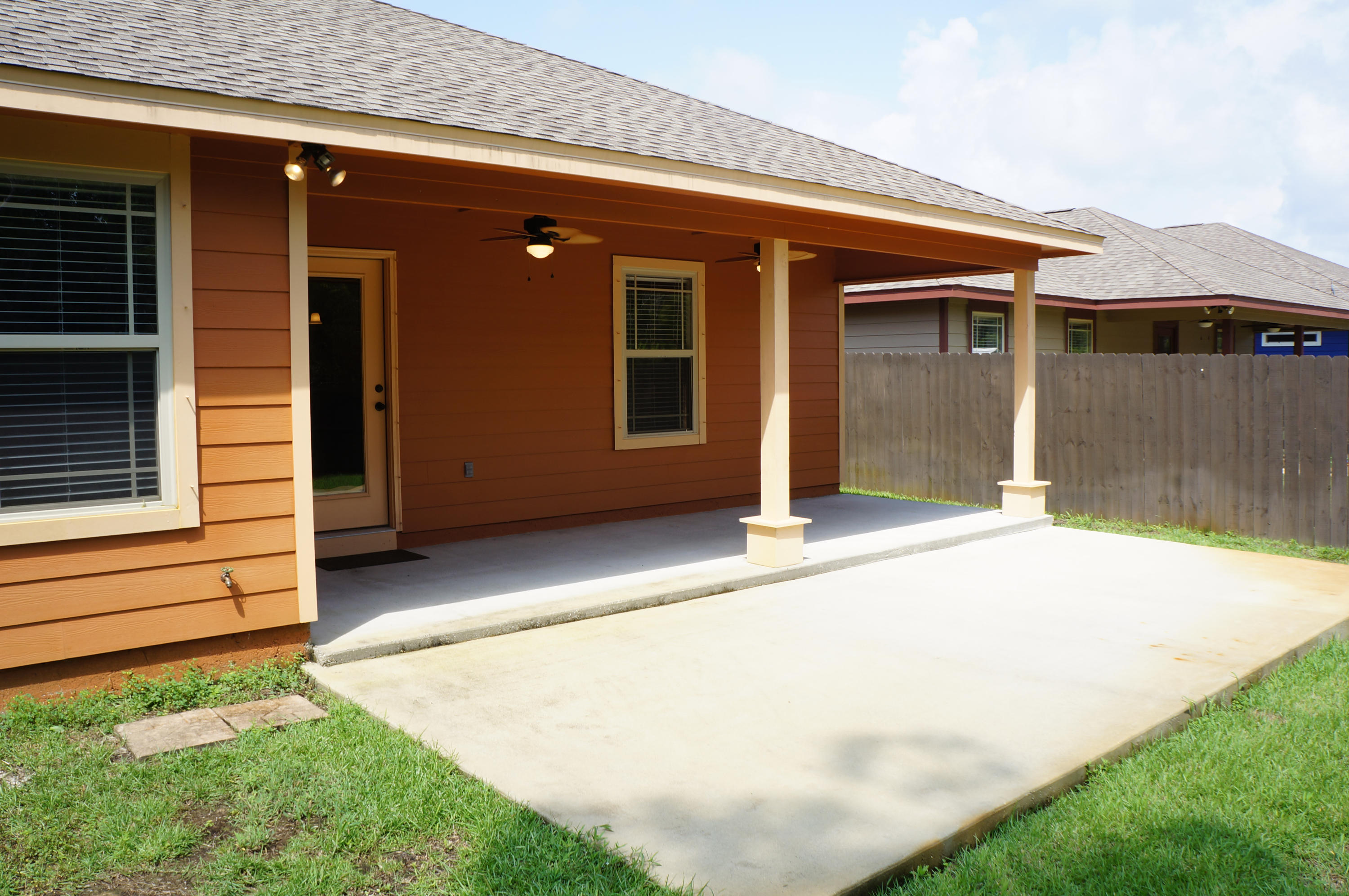 COTTAGES AT EAST RIVER - Residential