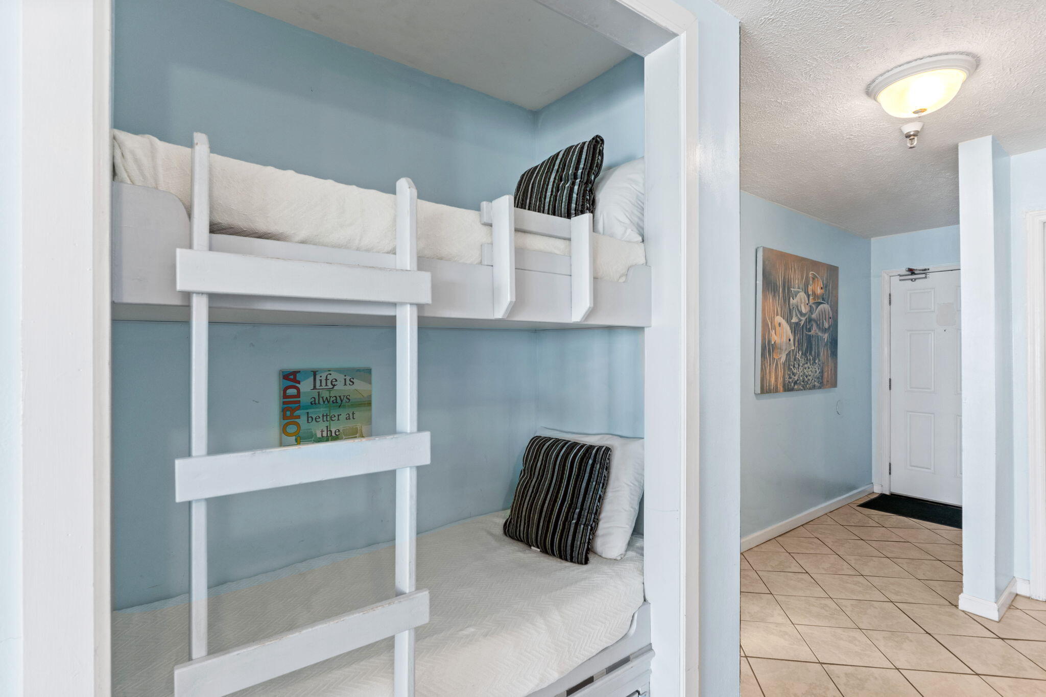 SEAFARER CONDO UNIT 109 - Residential