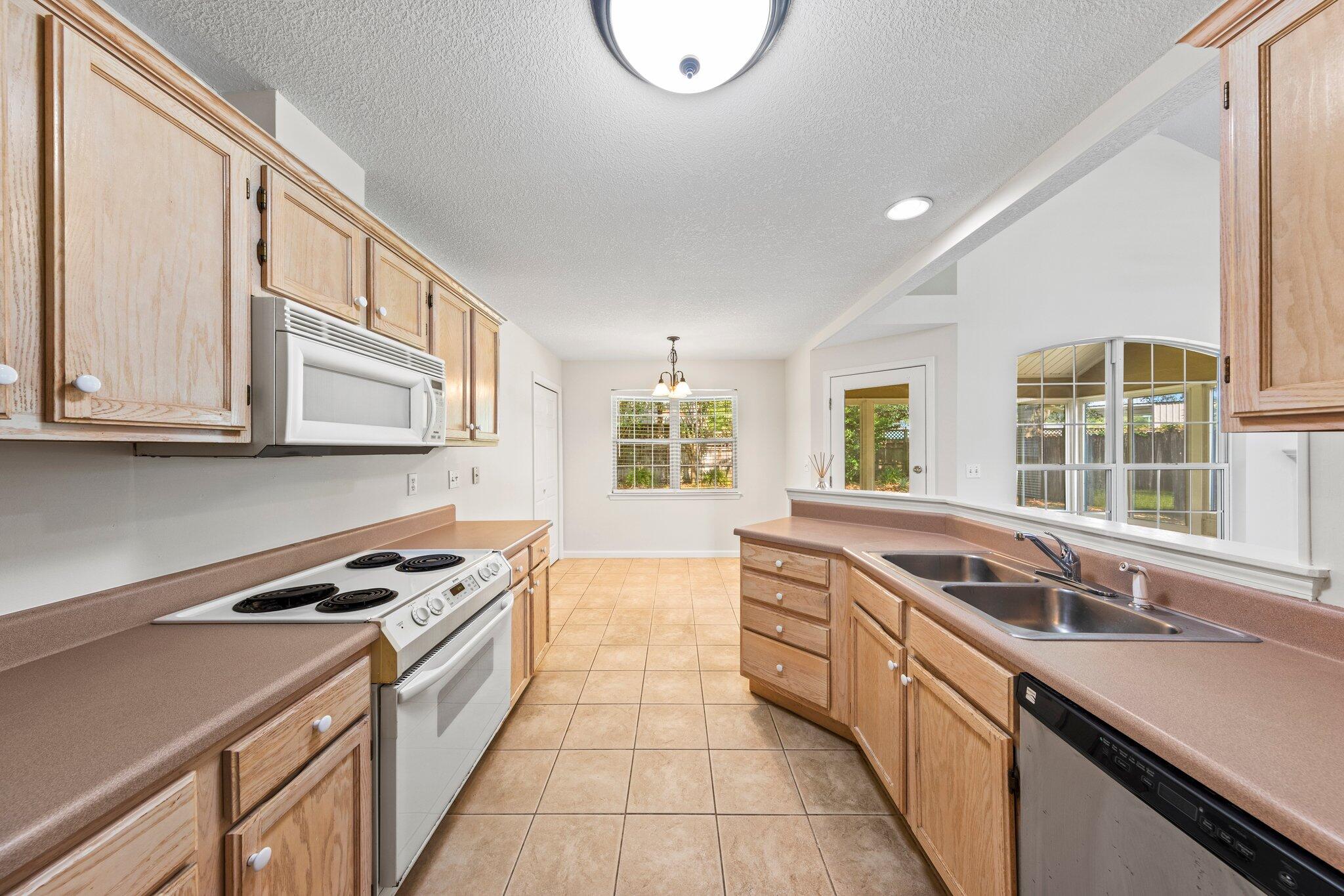 CEDAR RIDGE PH 14 - Residential Lease