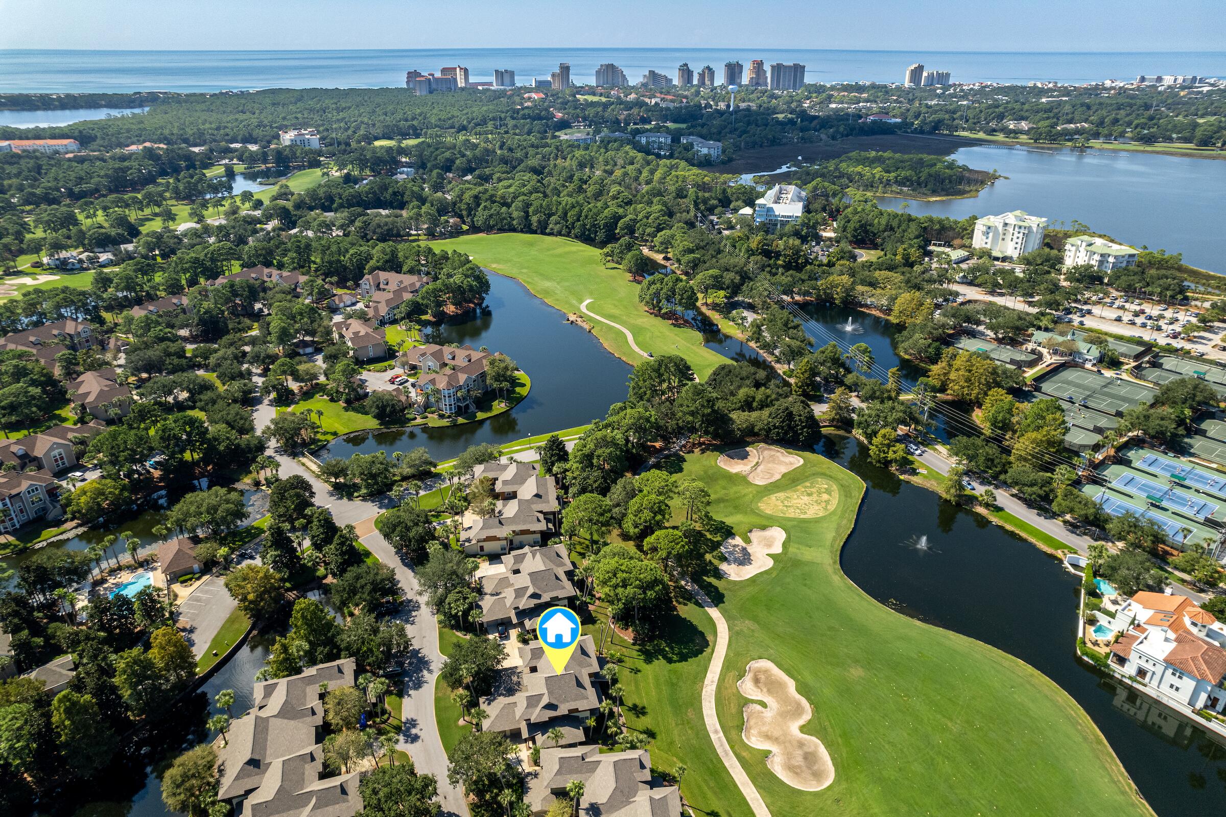 MAGNOLIA BAY - Residential