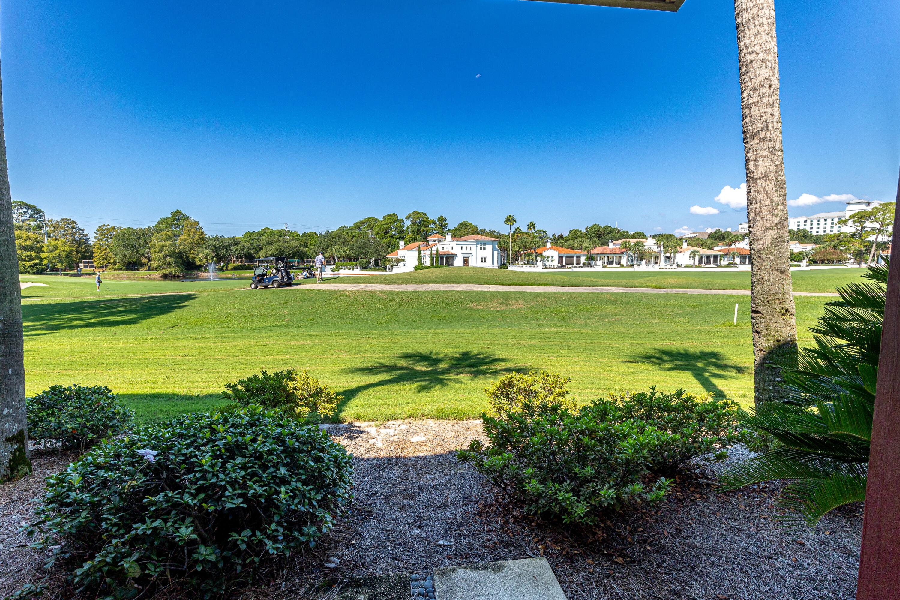 MAGNOLIA BAY - Residential