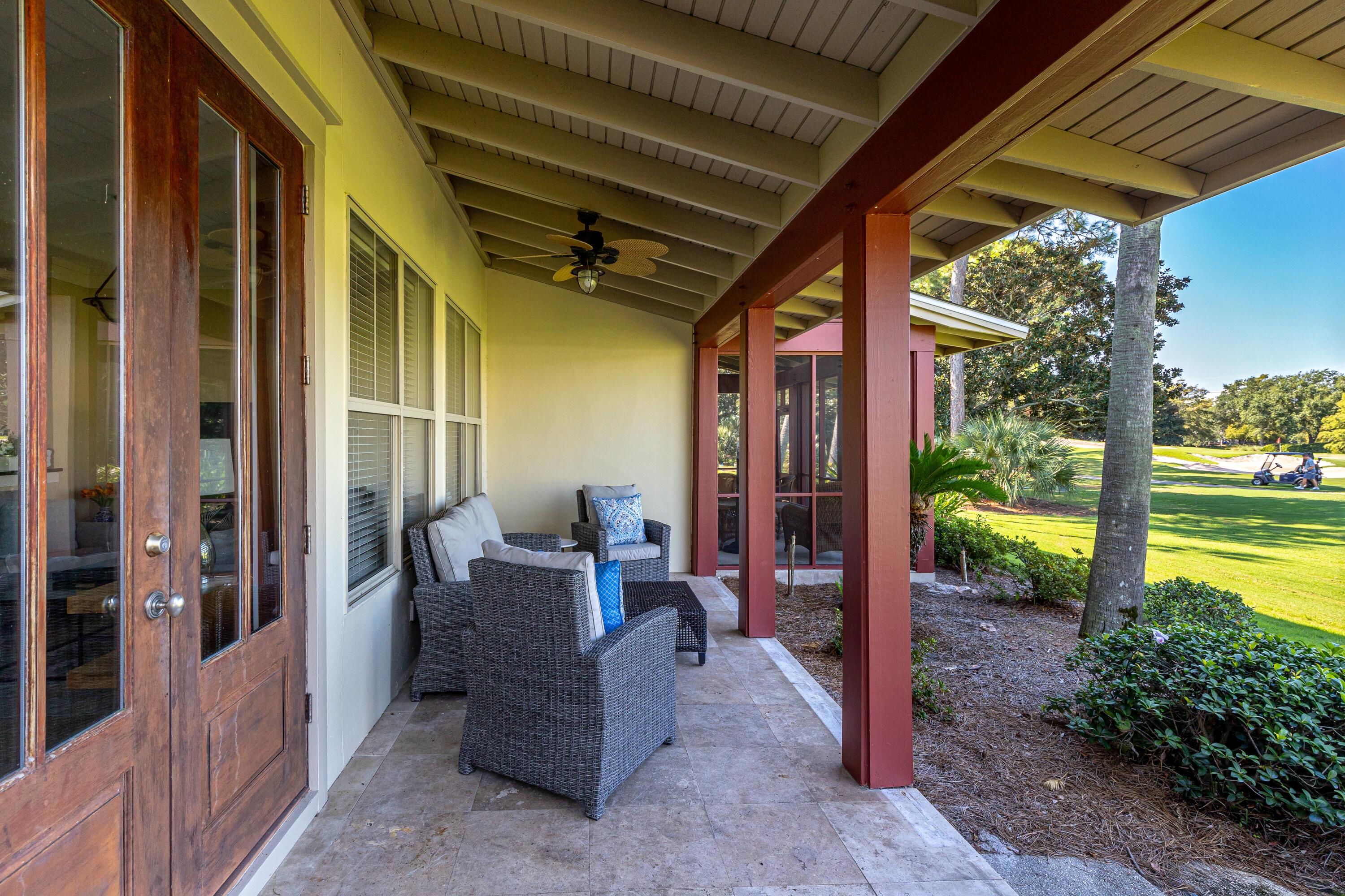 MAGNOLIA BAY - Residential