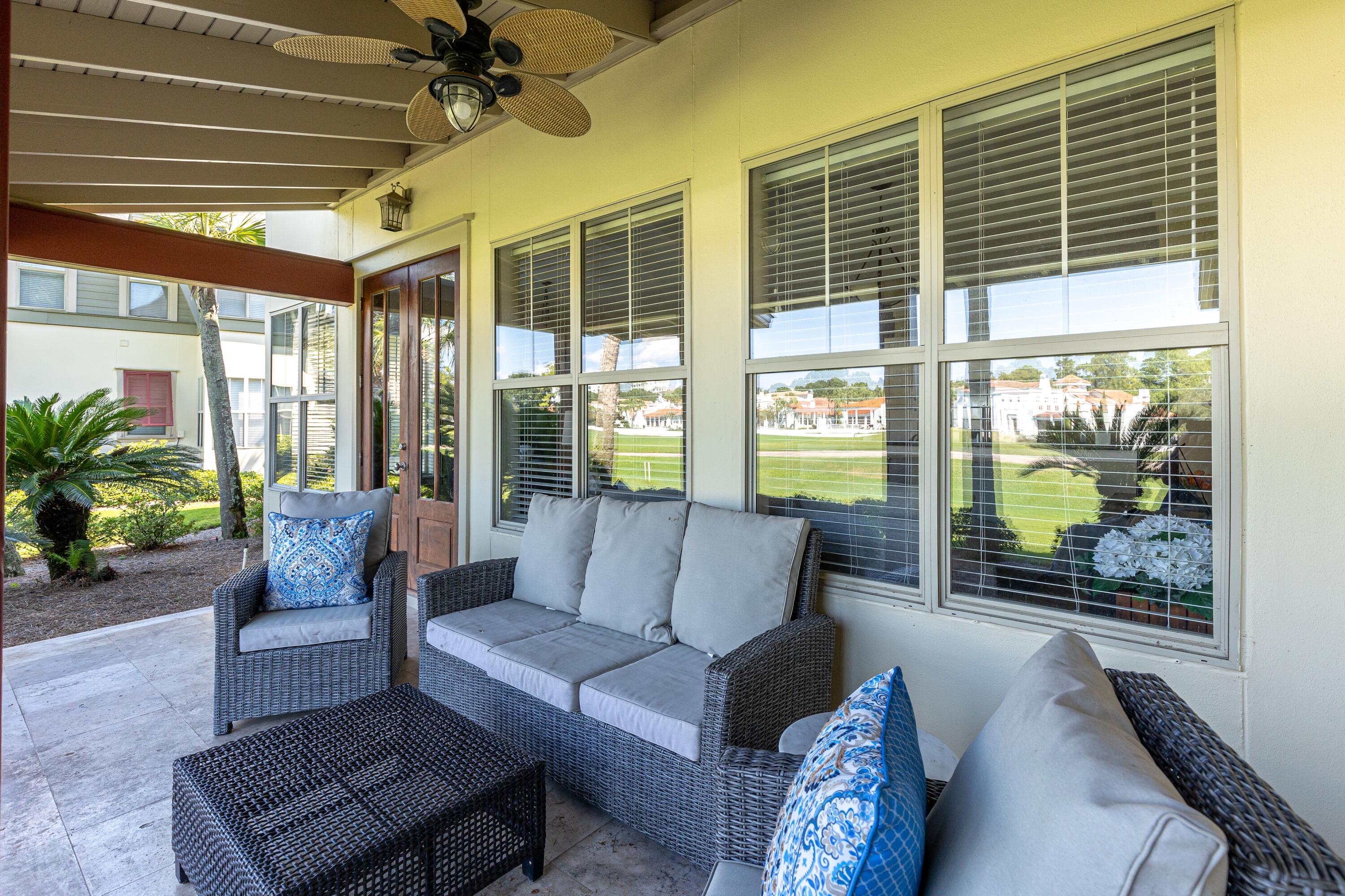 MAGNOLIA BAY - Residential