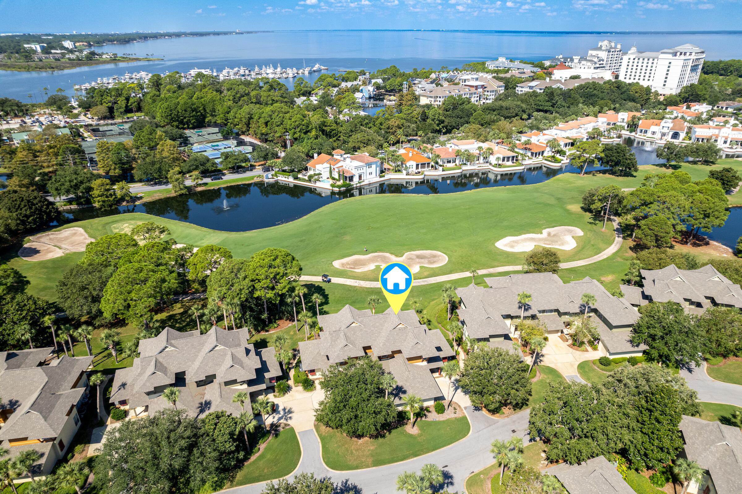 MAGNOLIA BAY - Residential