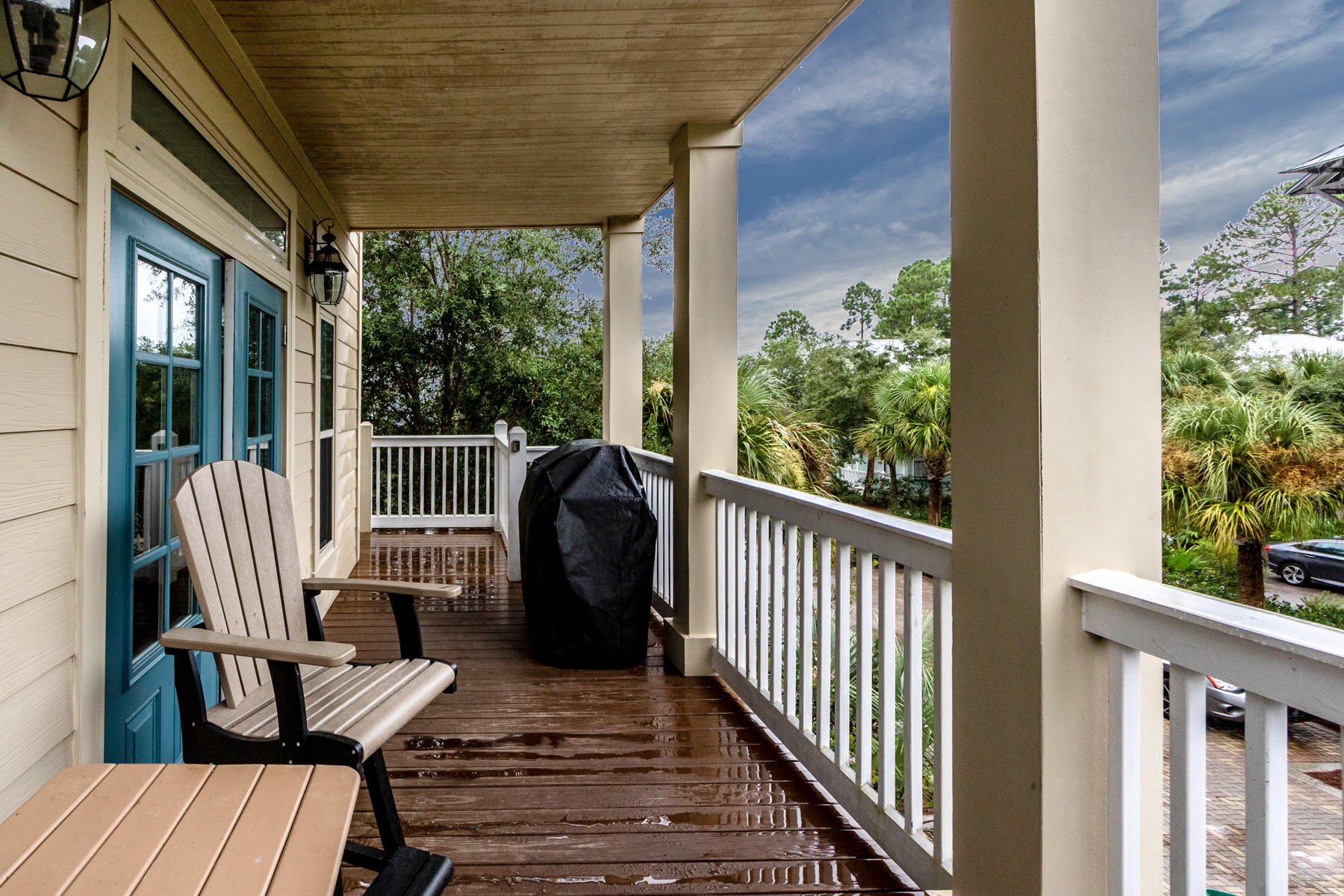 COTTAGES AT EASTERN LAKE - Residential