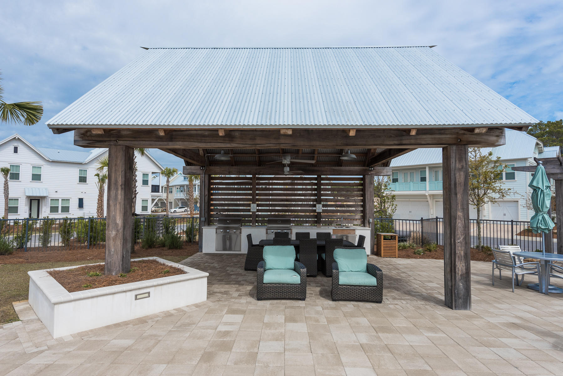 PROMINENCE/TRIPLEXES - Residential