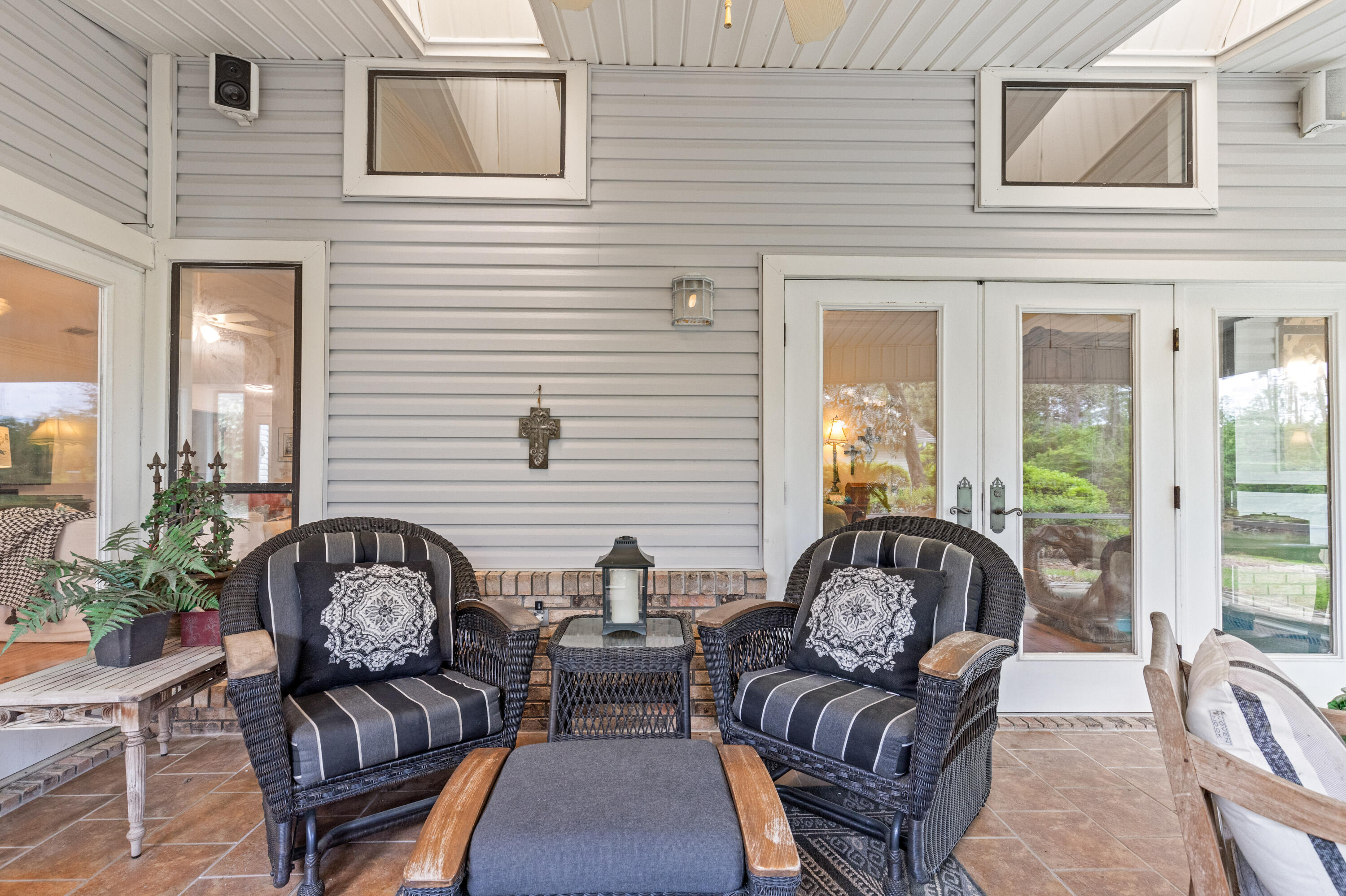 DEERWOOD DRIVE - Residential