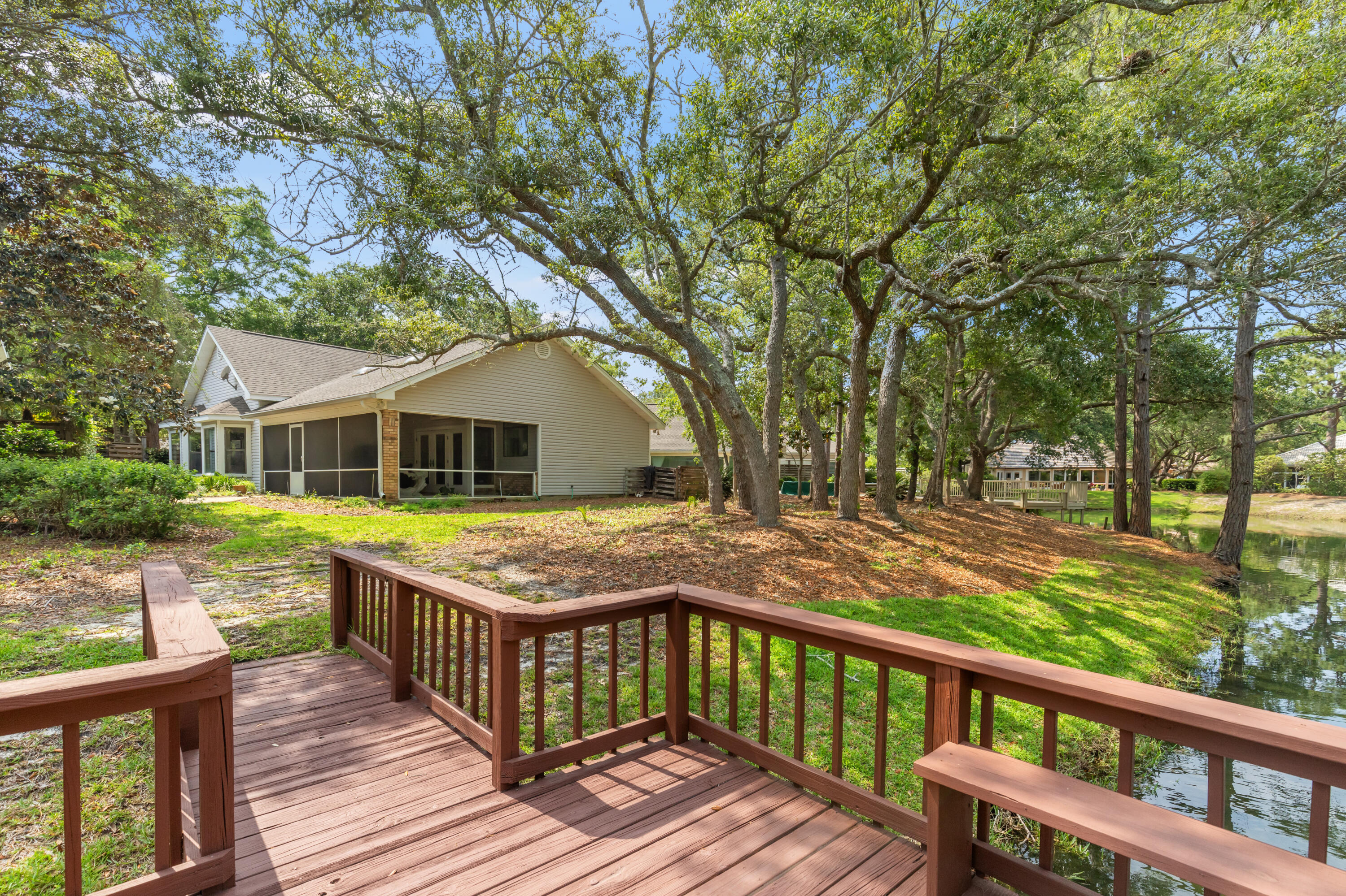 DEERWOOD DRIVE - Residential