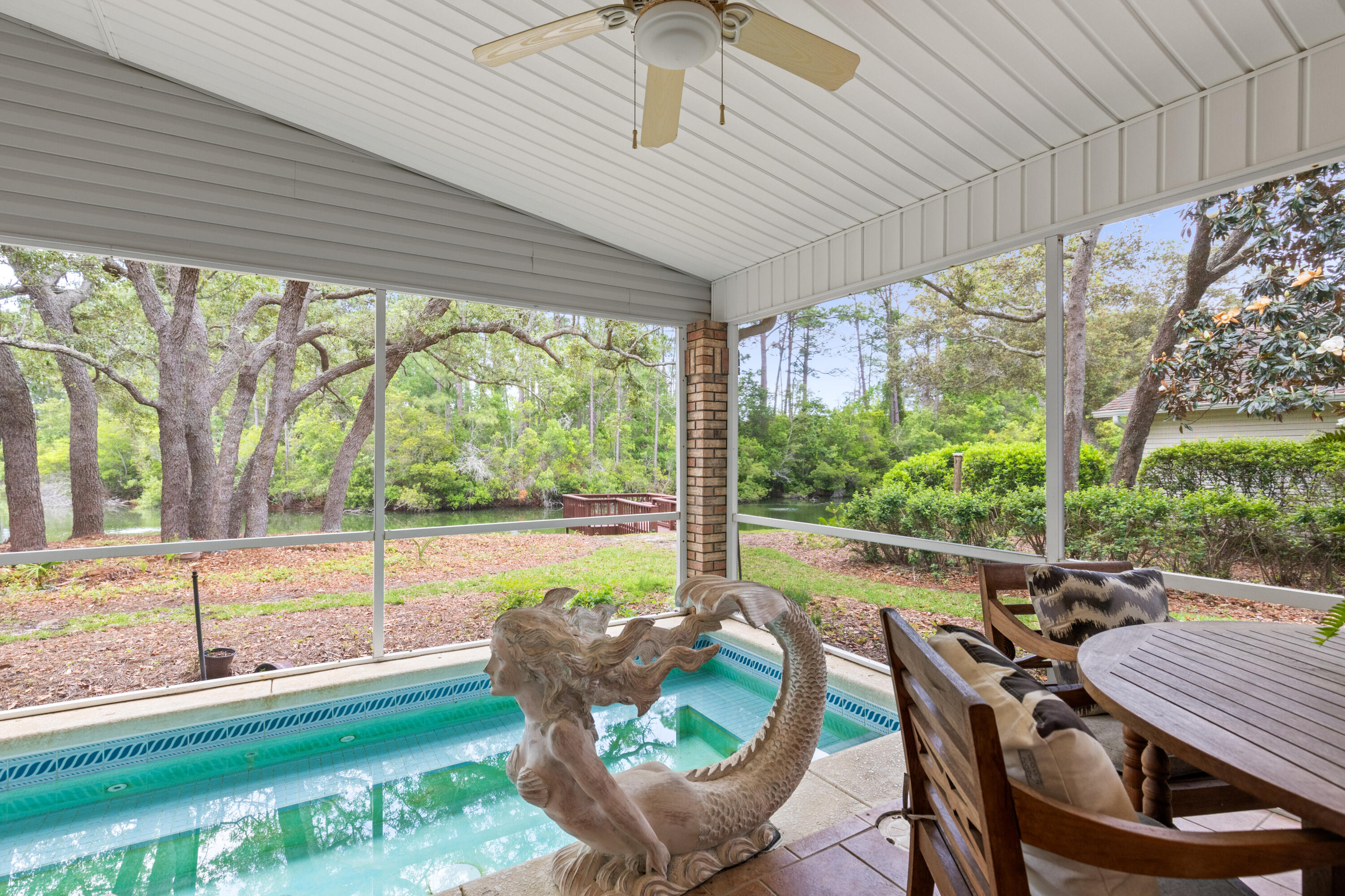 DEERWOOD DRIVE - Residential