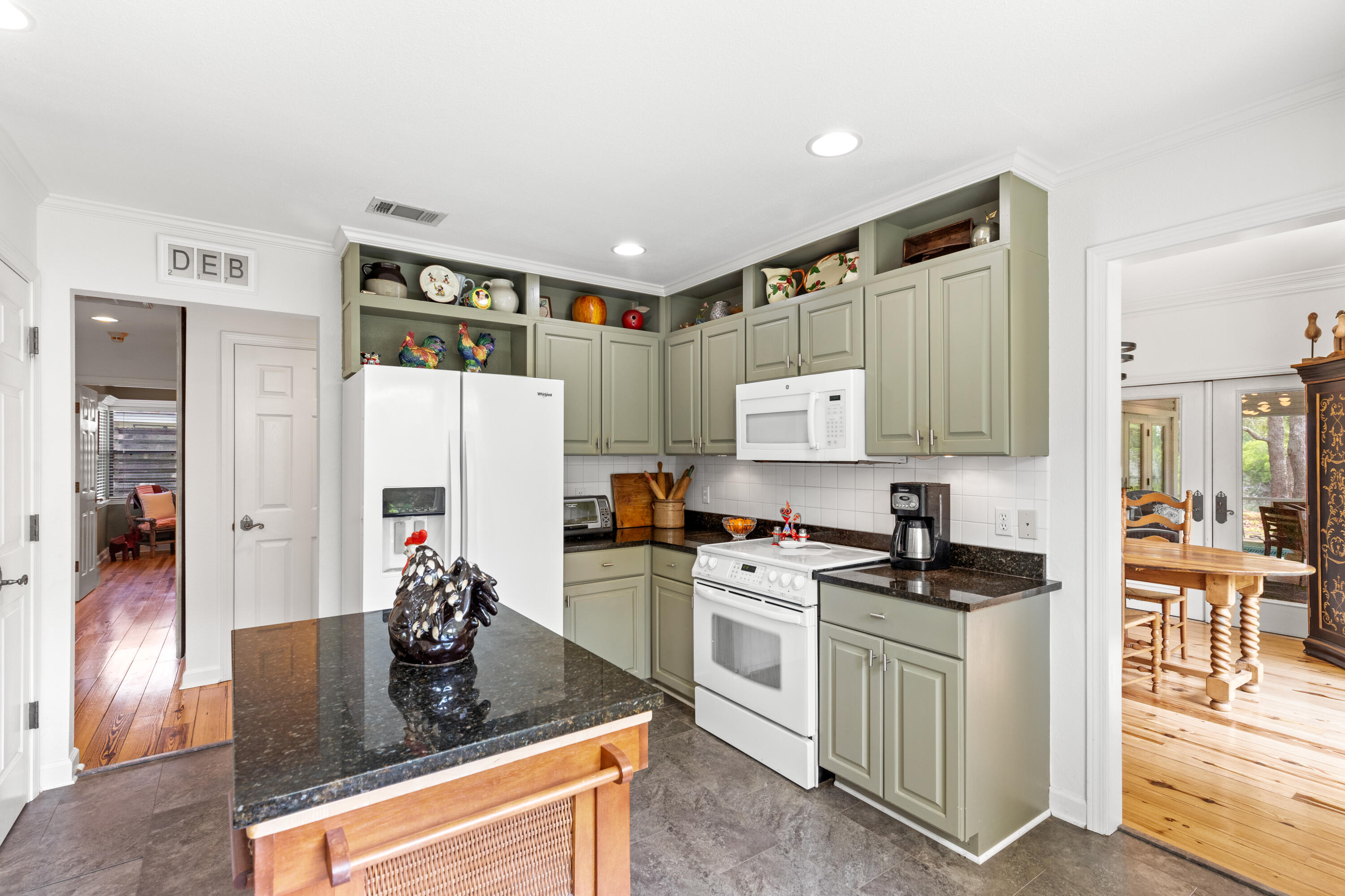 DEERWOOD DRIVE - Residential