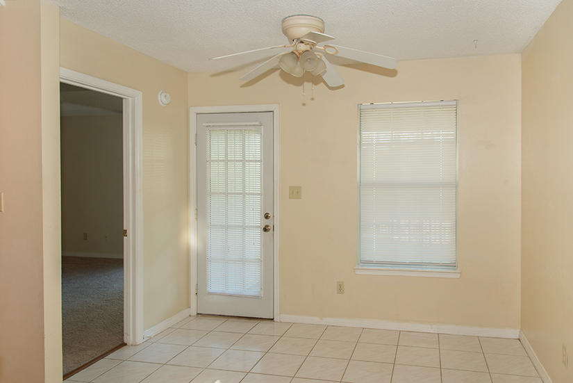 LAKE CHARLESTON - Residential Lease