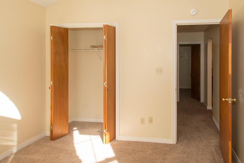 LAKE CHARLESTON - Residential Lease