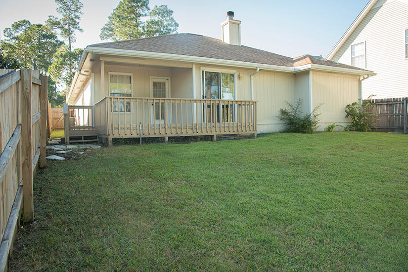 LAKE CHARLESTON - Residential Lease