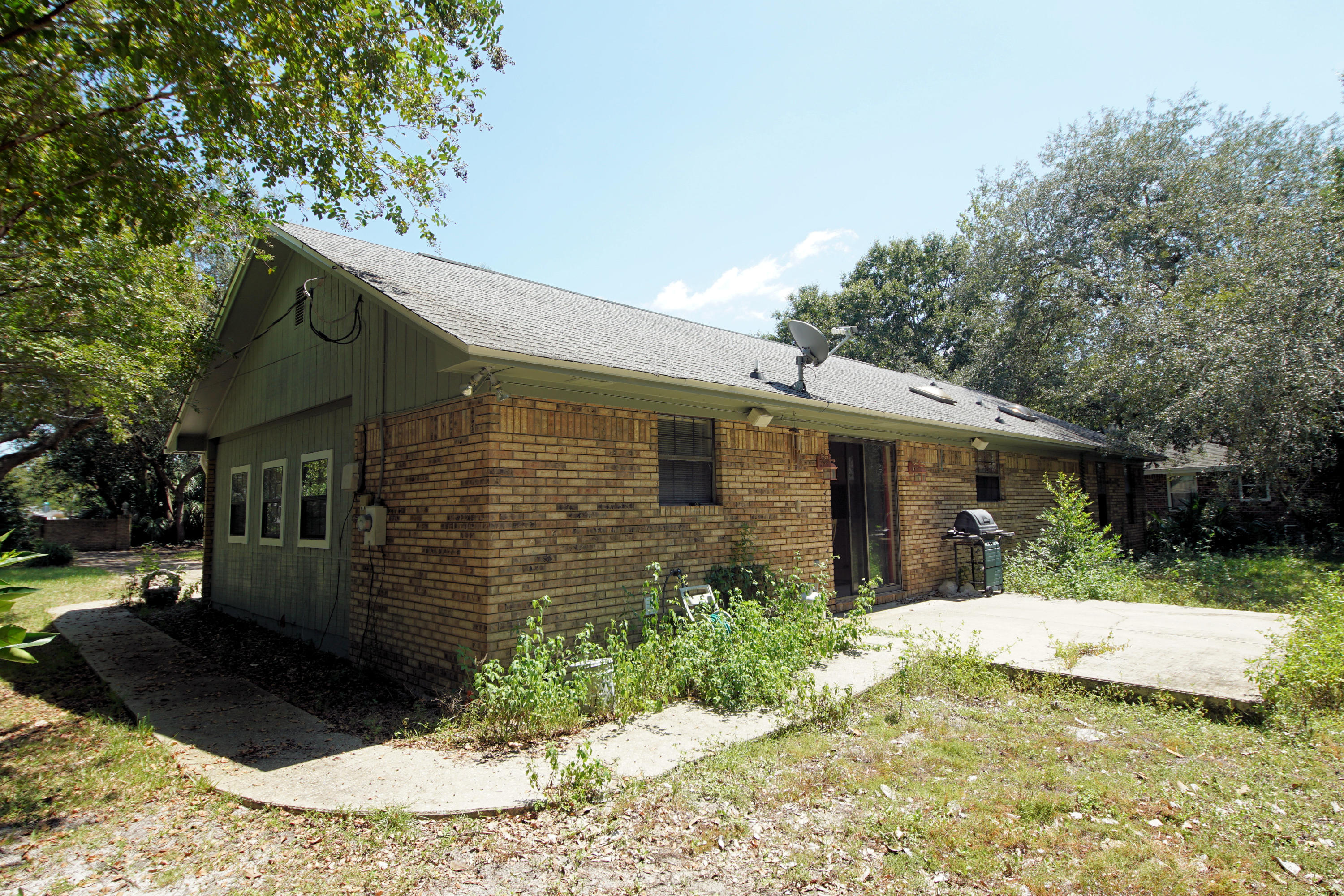 SPRING LAKE #1 - Residential