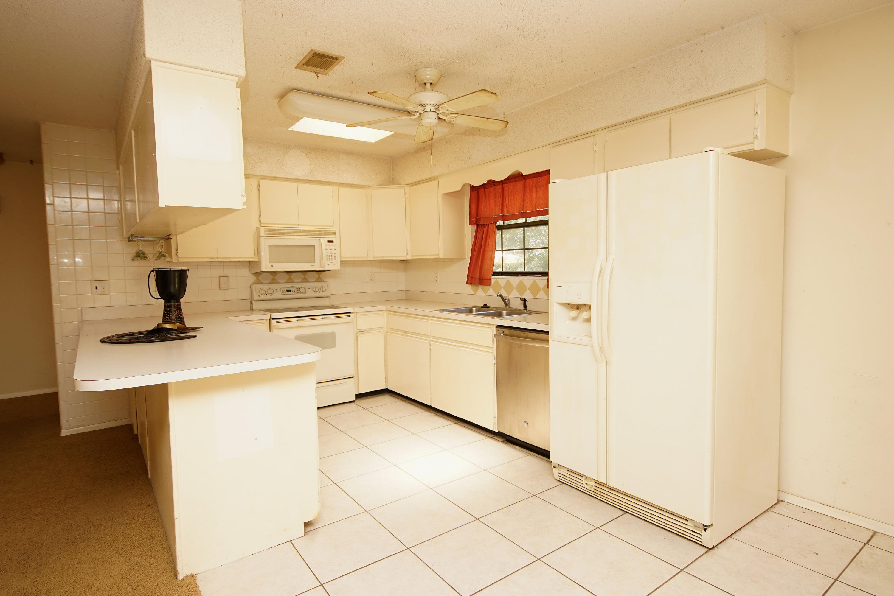 SPRING LAKE #1 - Residential