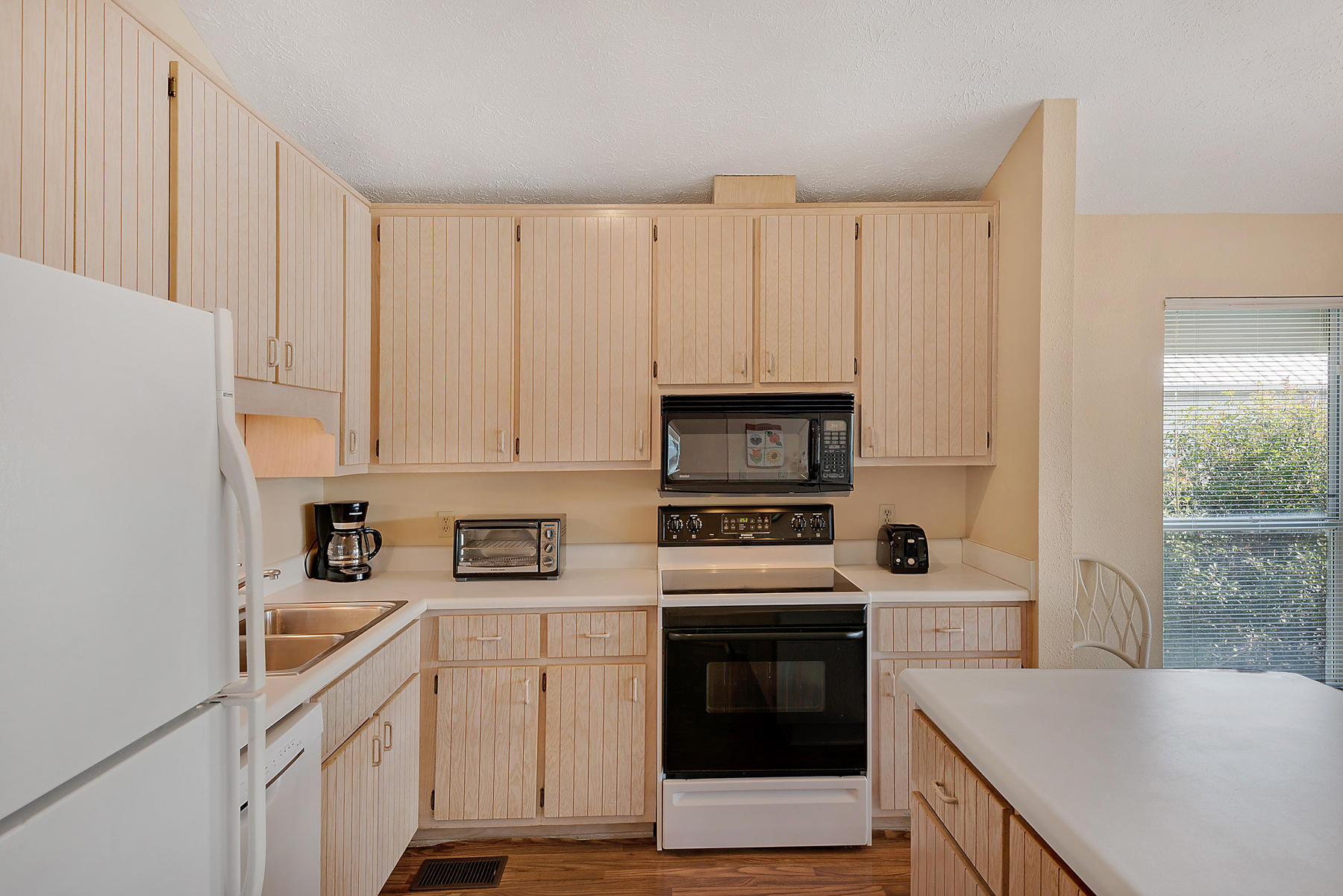 CAMP CREEK LAKE - Residential