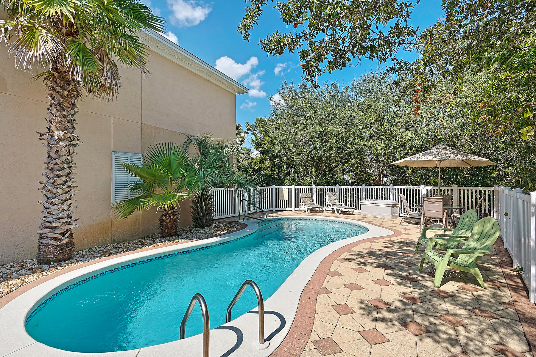 CAMP CREEK LAKE - Residential