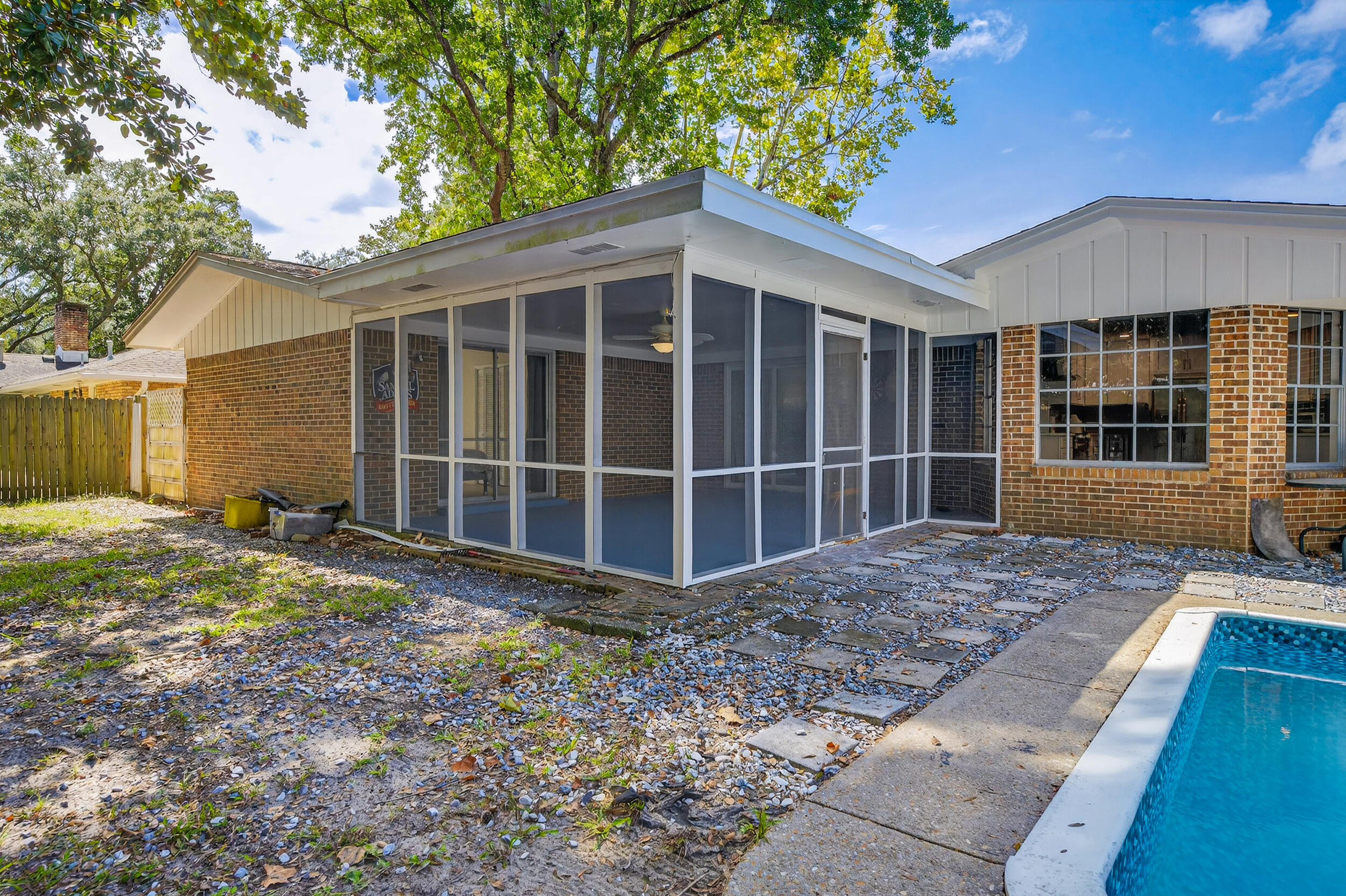 KENWOOD S/D 1ST ADDN - Residential