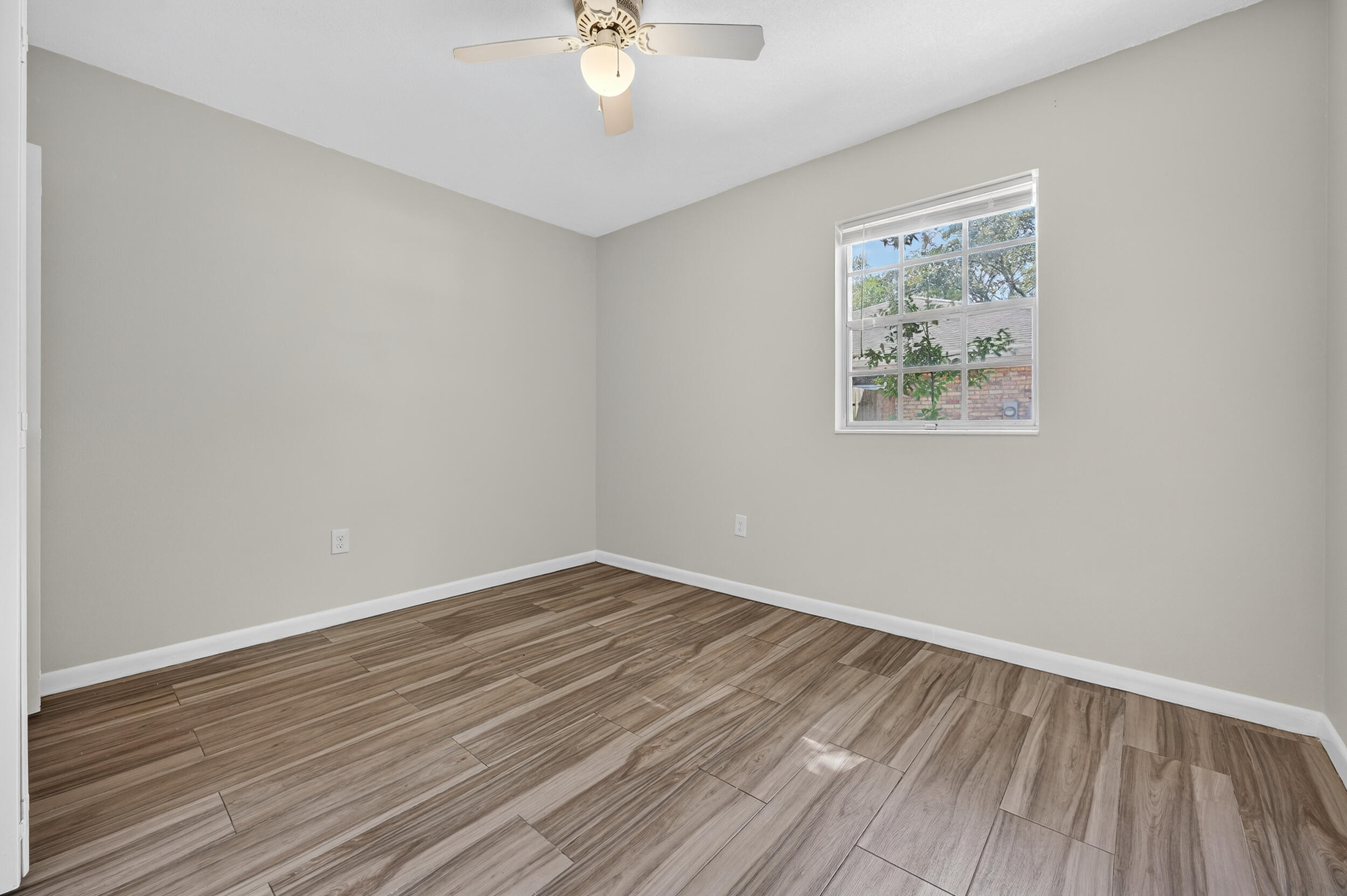 KENWOOD S/D 1ST ADDN - Residential