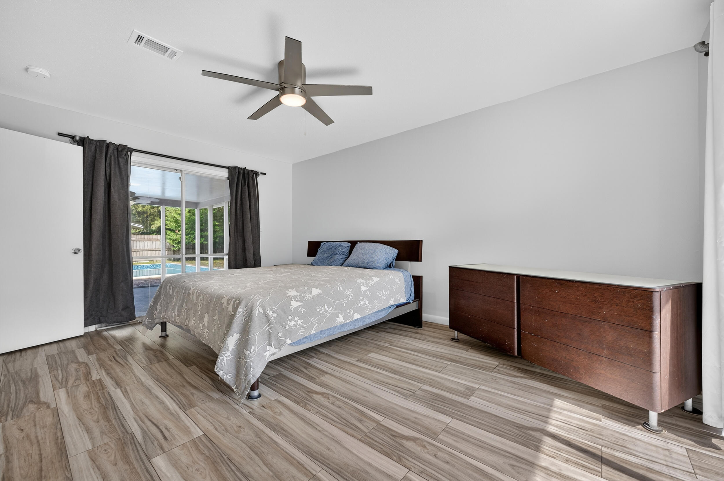 KENWOOD S/D 1ST ADDN - Residential