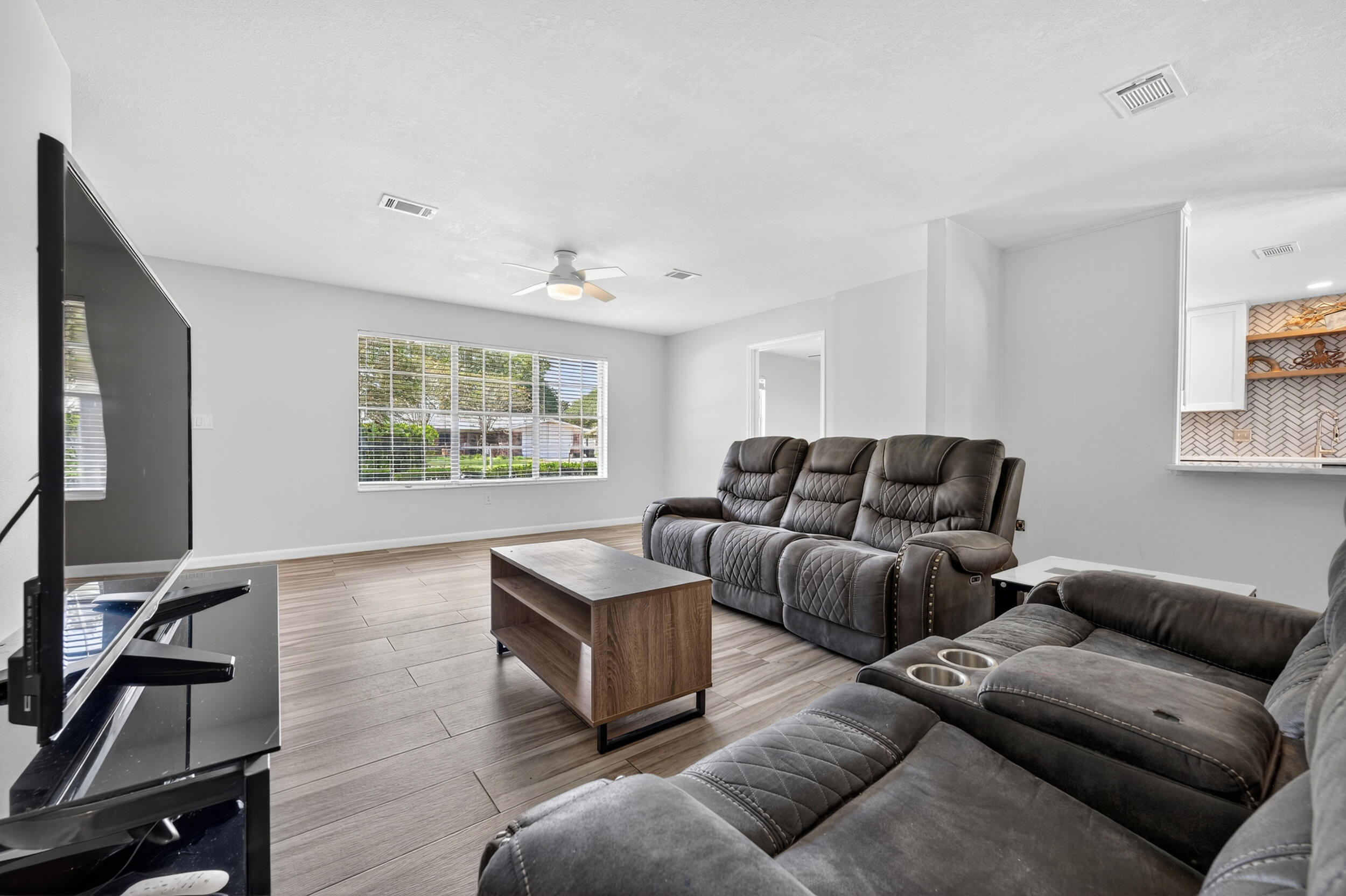 KENWOOD S/D 1ST ADDN - Residential