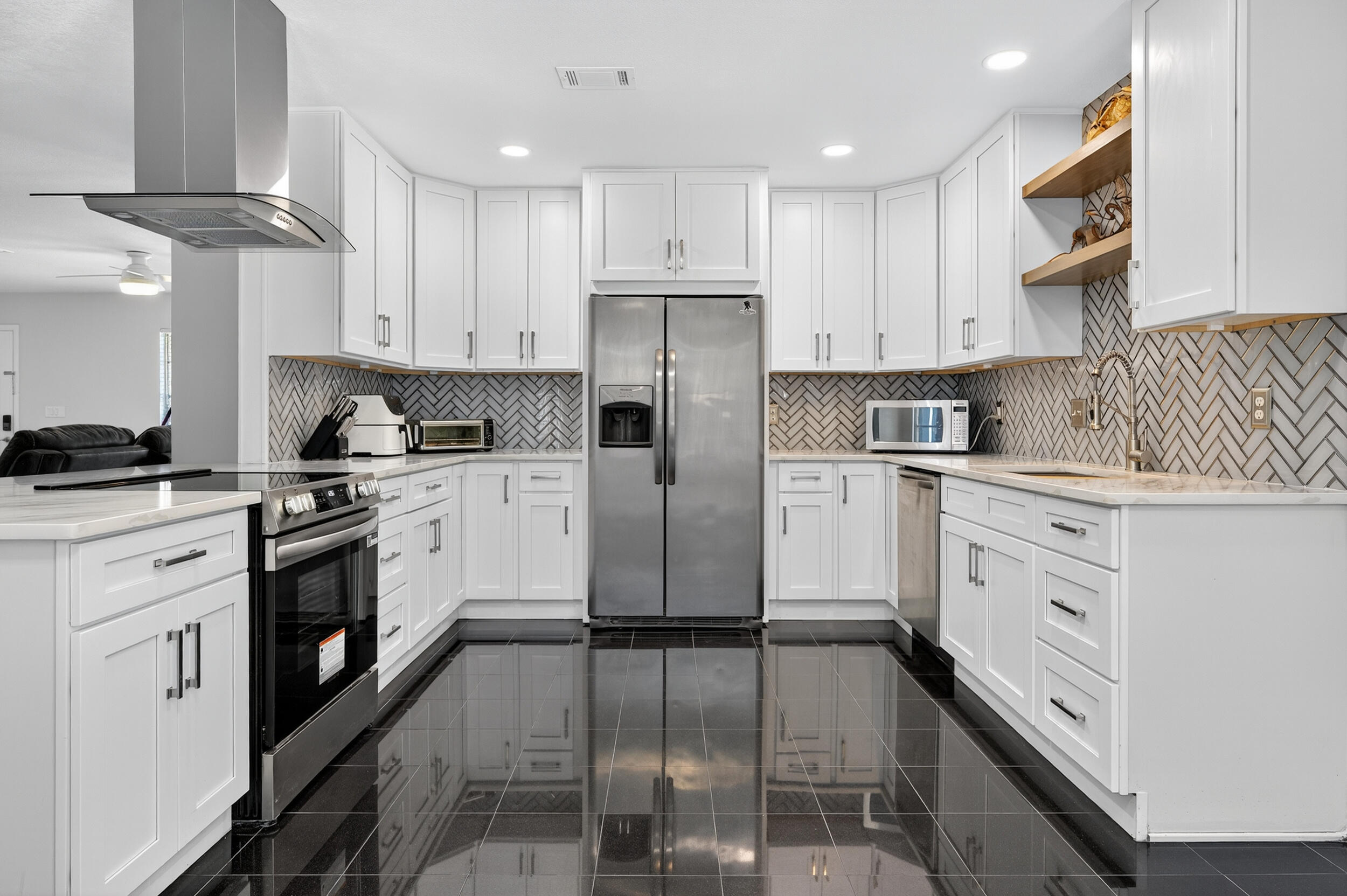KENWOOD S/D 1ST ADDN - Residential