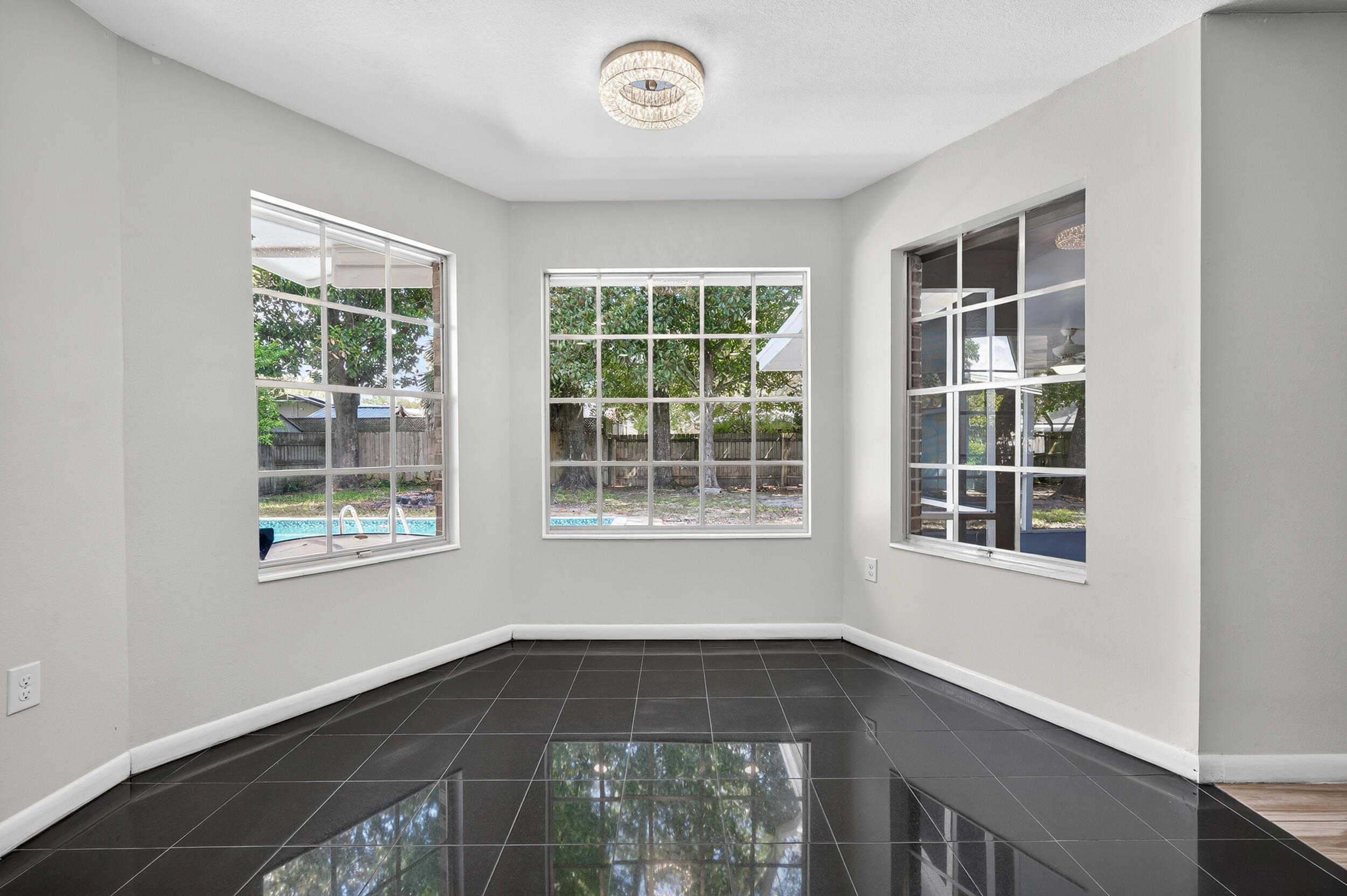KENWOOD S/D 1ST ADDN - Residential