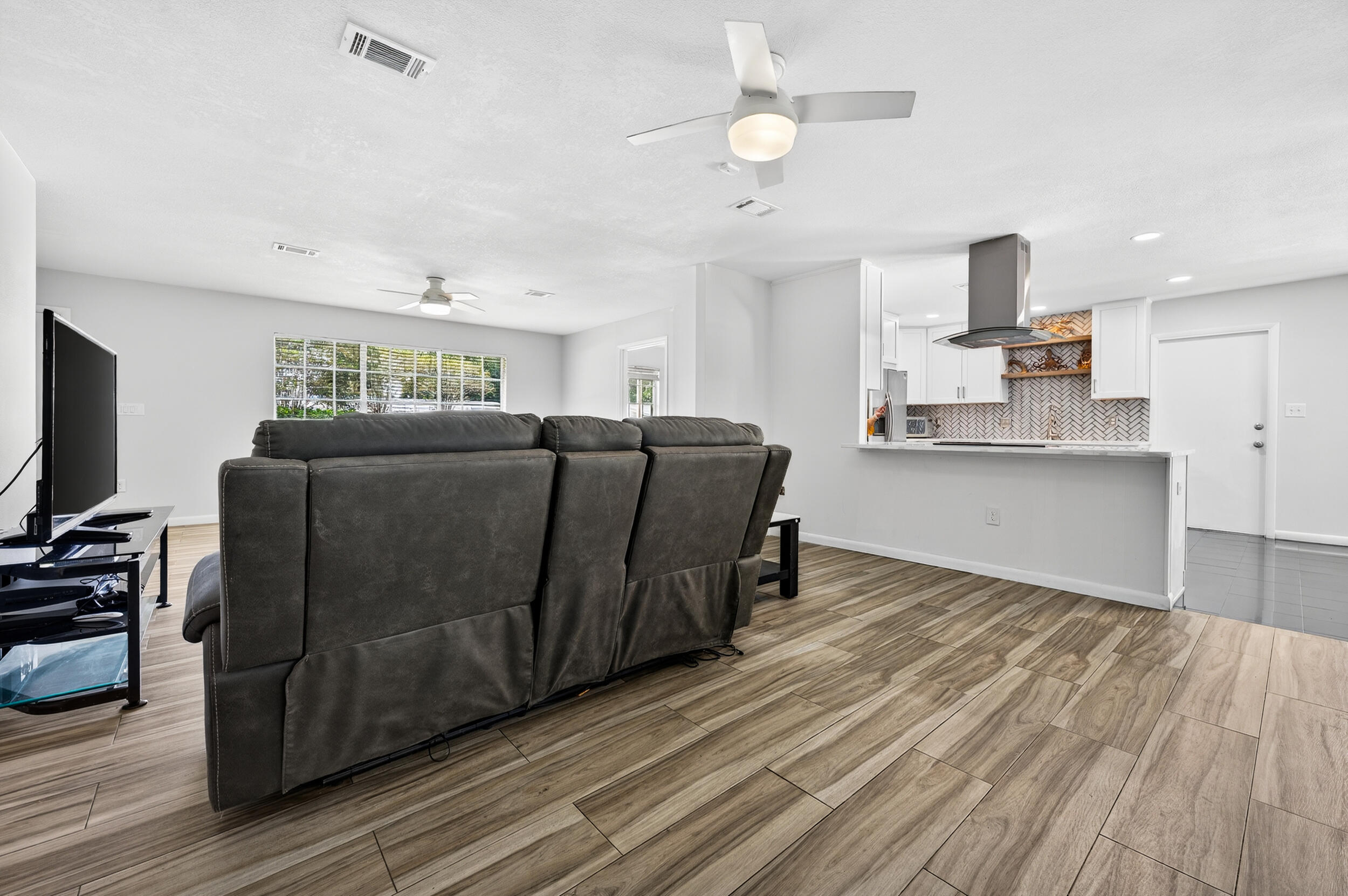 KENWOOD S/D 1ST ADDN - Residential