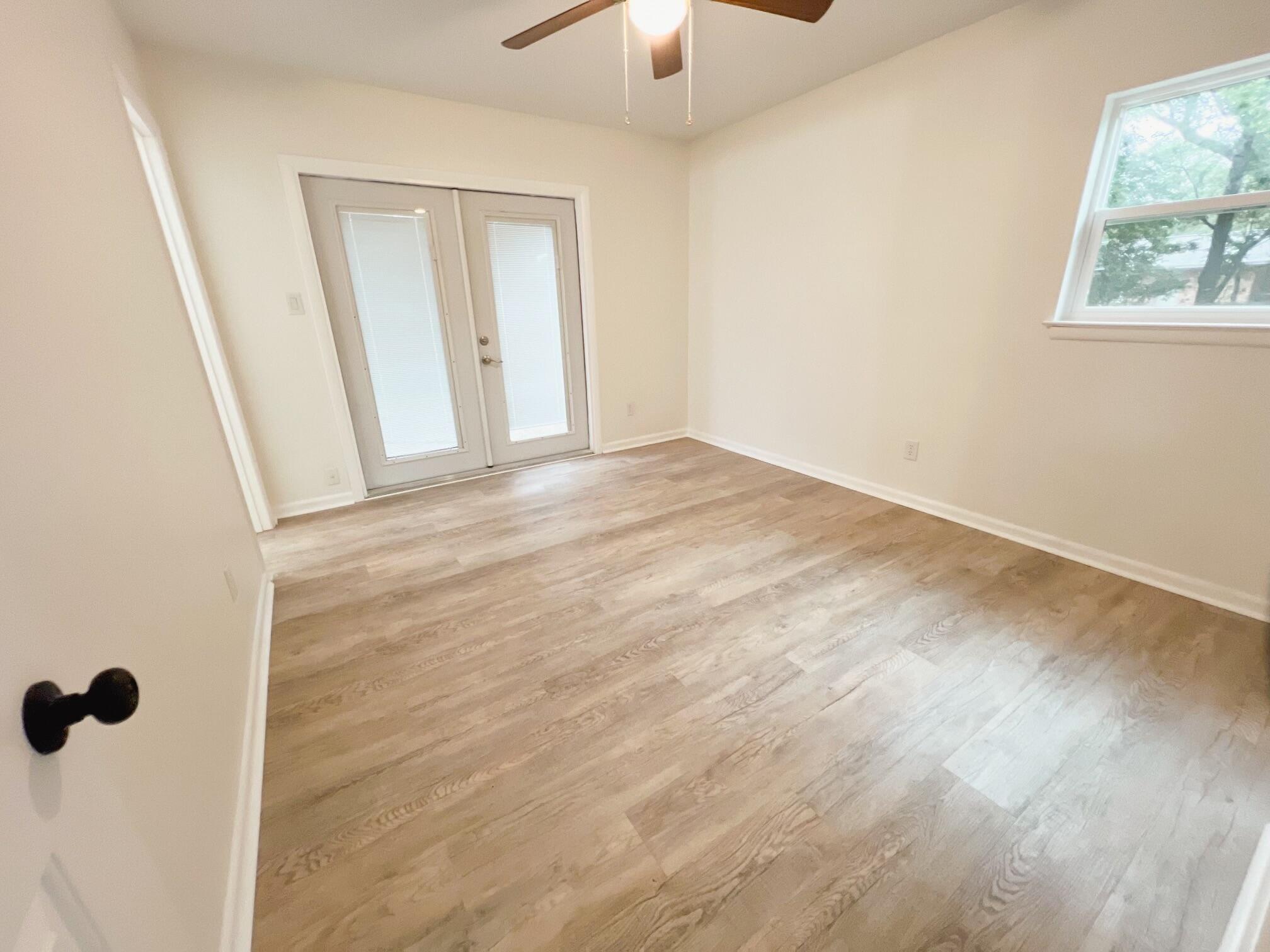 COLONIAL ESTATES - Residential