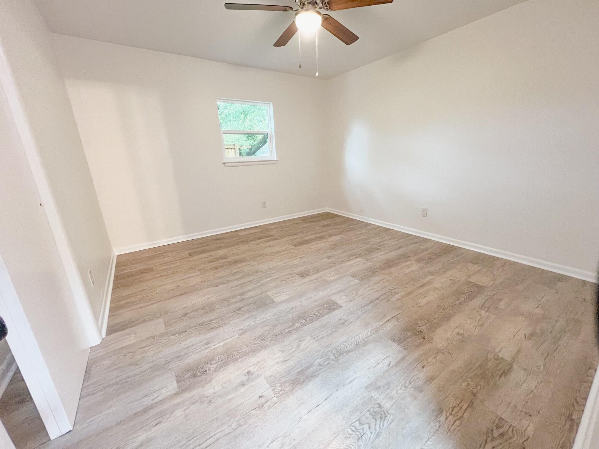 COLONIAL ESTATES - Residential