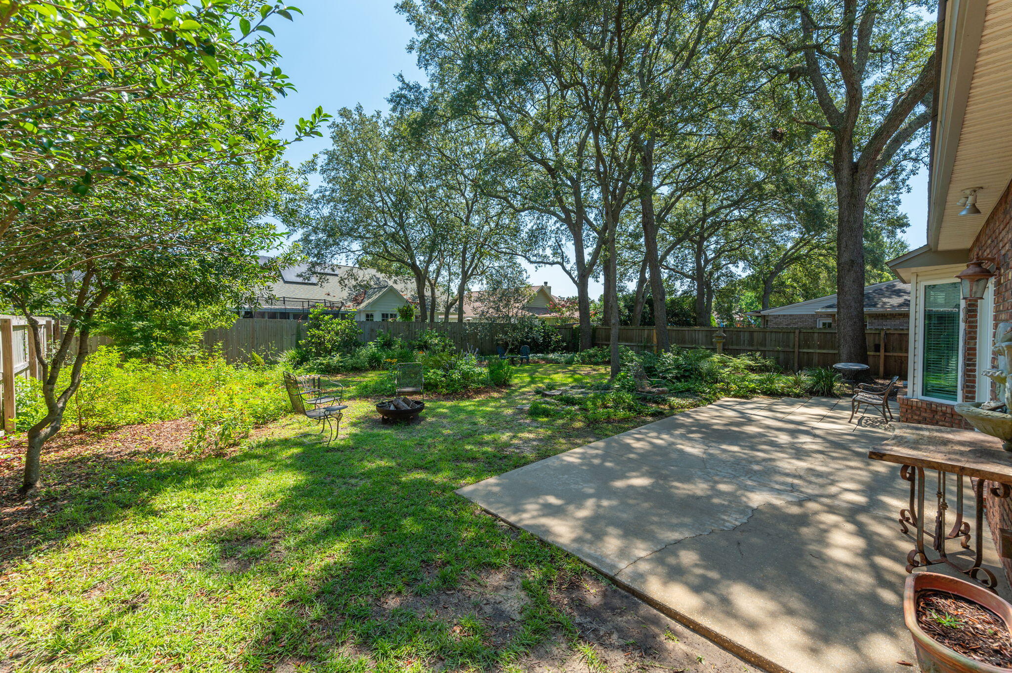 PARKWOOD SQUARE PH 1 - Residential