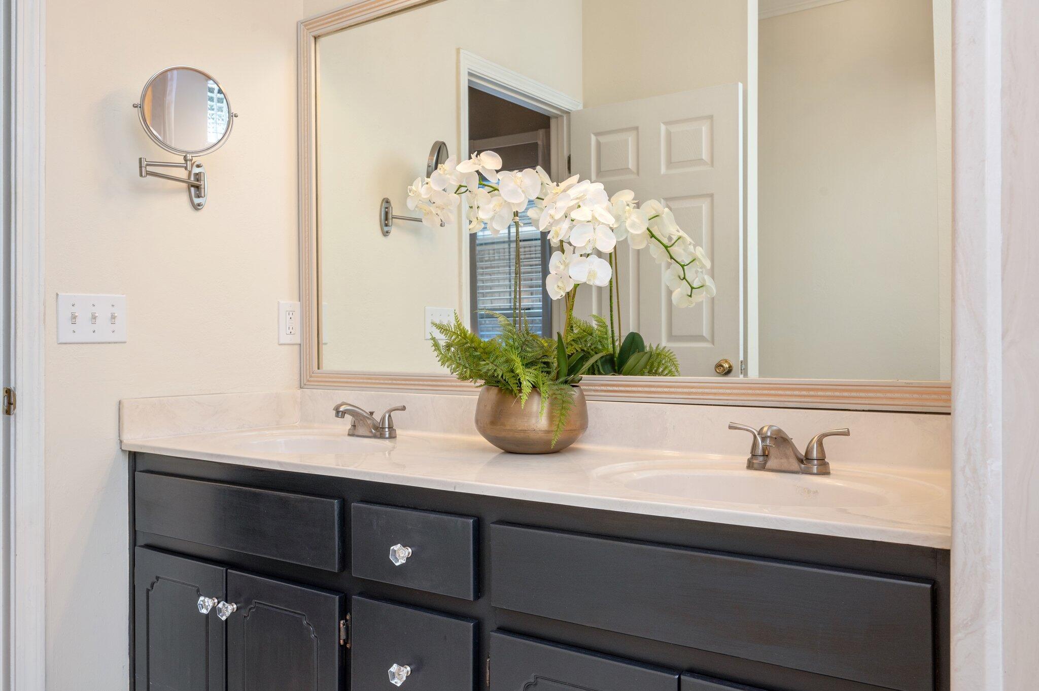 PARKWOOD SQUARE PH 1 - Residential