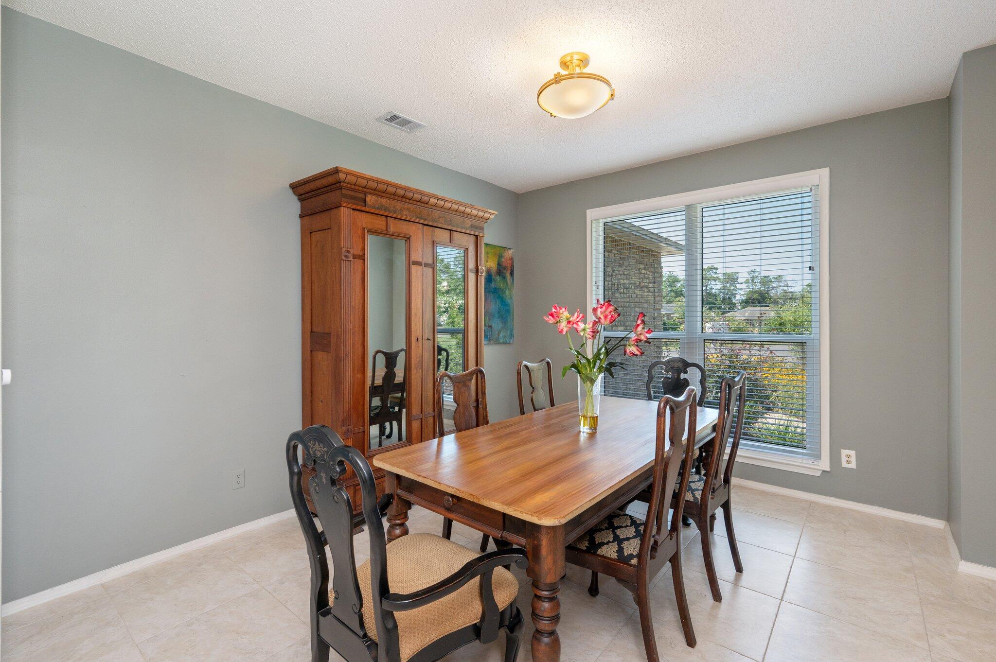 PARKWOOD SQUARE PH 1 - Residential