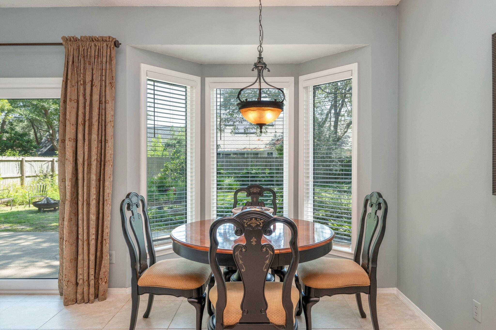 PARKWOOD SQUARE PH 1 - Residential