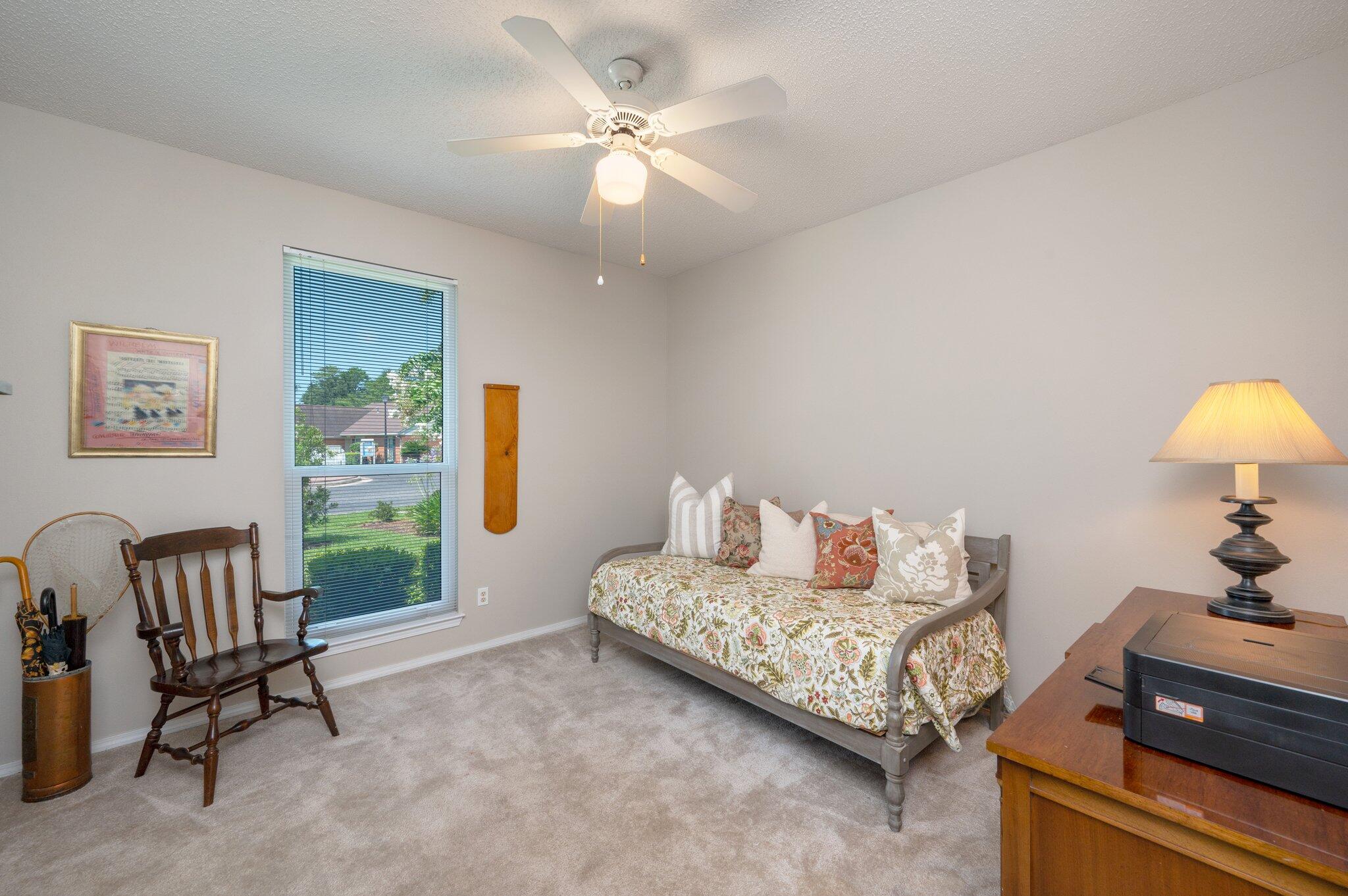 PARKWOOD SQUARE PH 1 - Residential