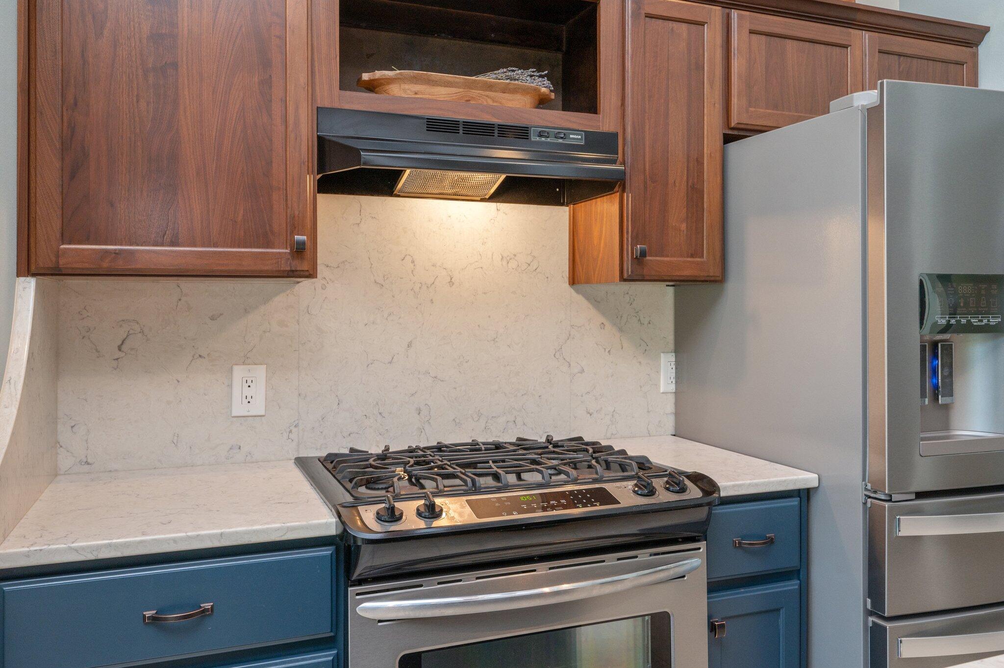 PARKWOOD SQUARE PH 1 - Residential