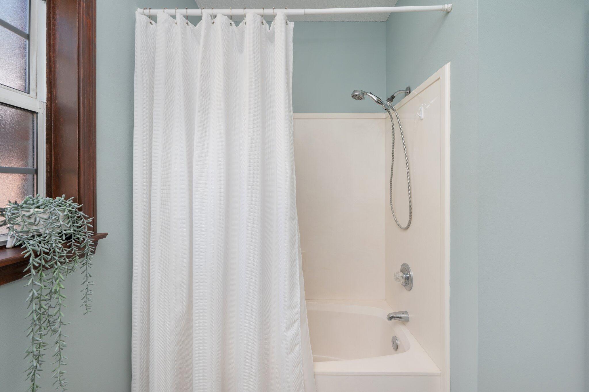 PARKWOOD SQUARE PH 1 - Residential