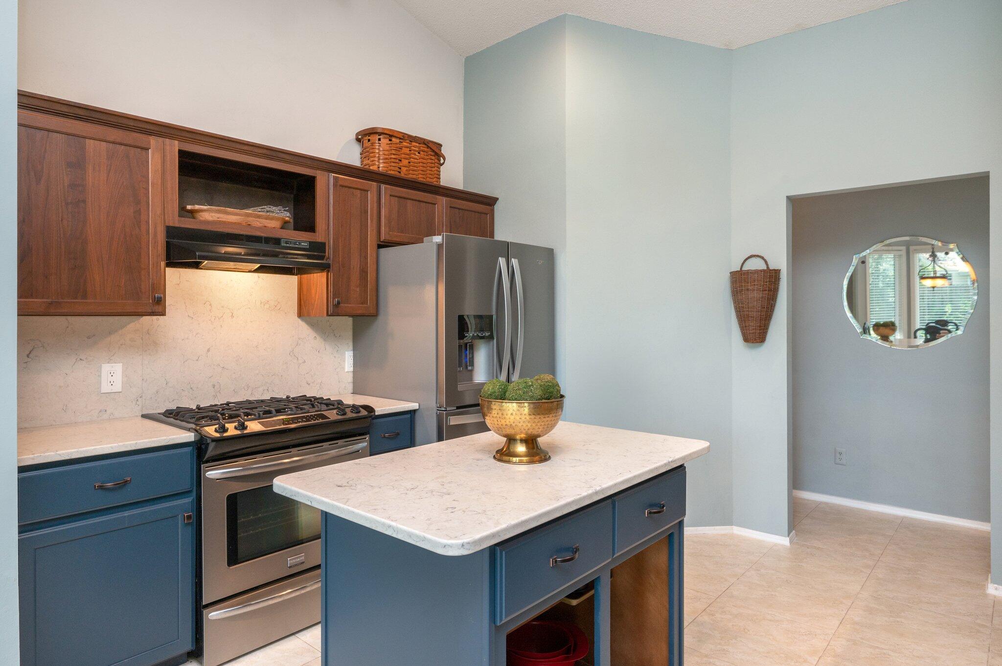 PARKWOOD SQUARE PH 1 - Residential