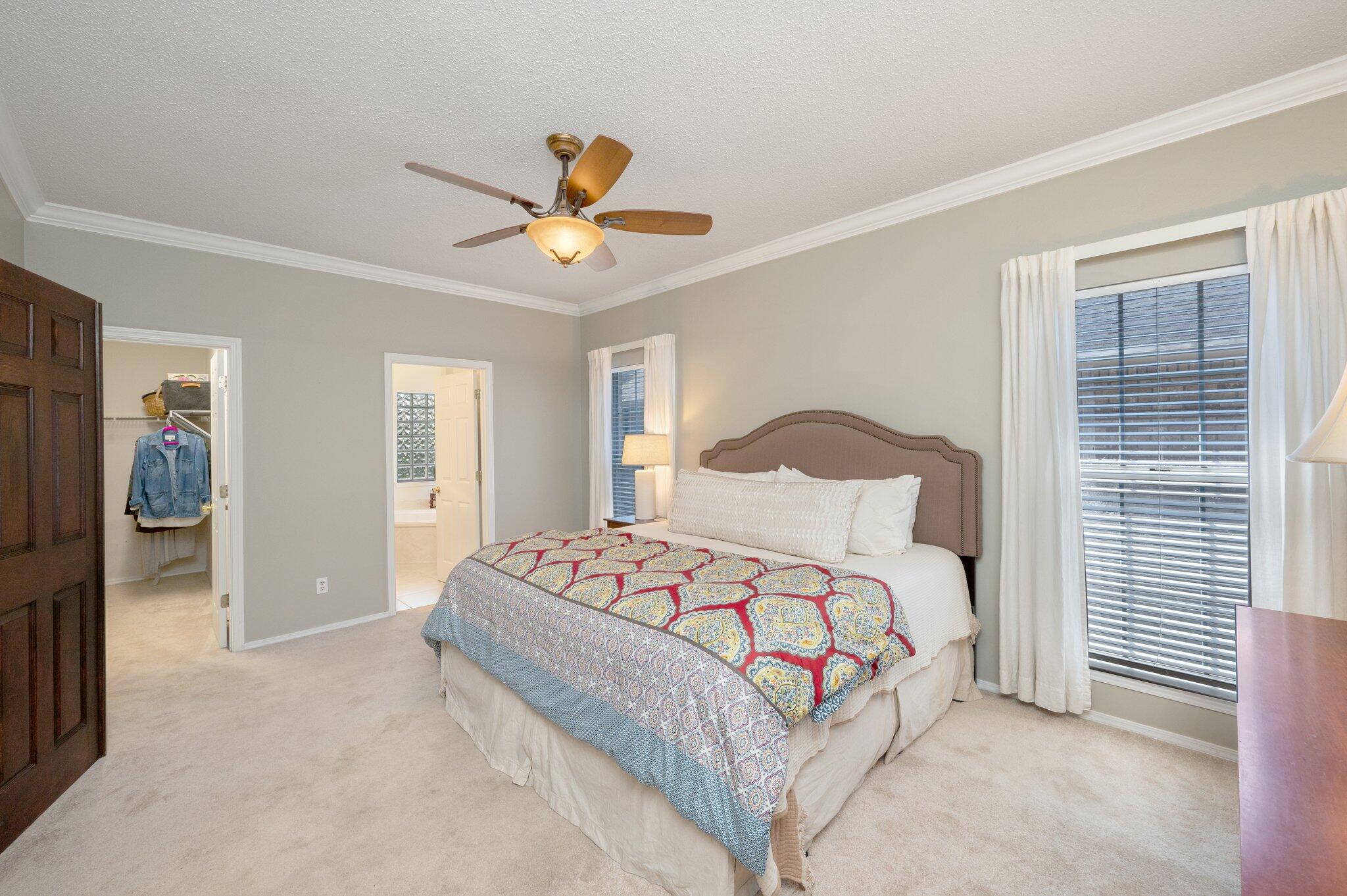 PARKWOOD SQUARE PH 1 - Residential