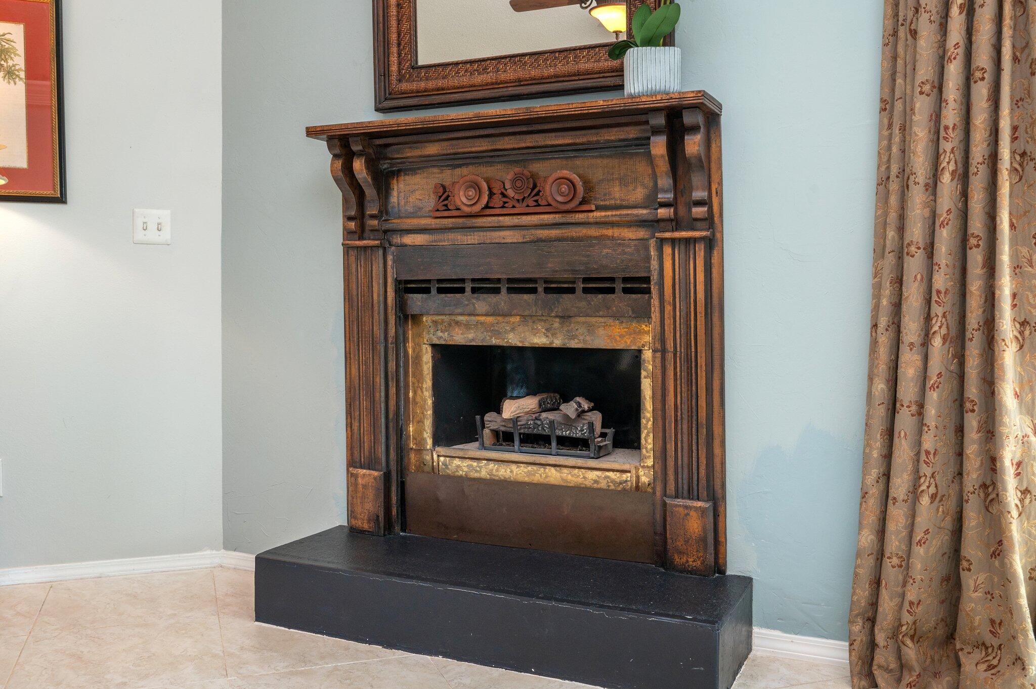 PARKWOOD SQUARE PH 1 - Residential