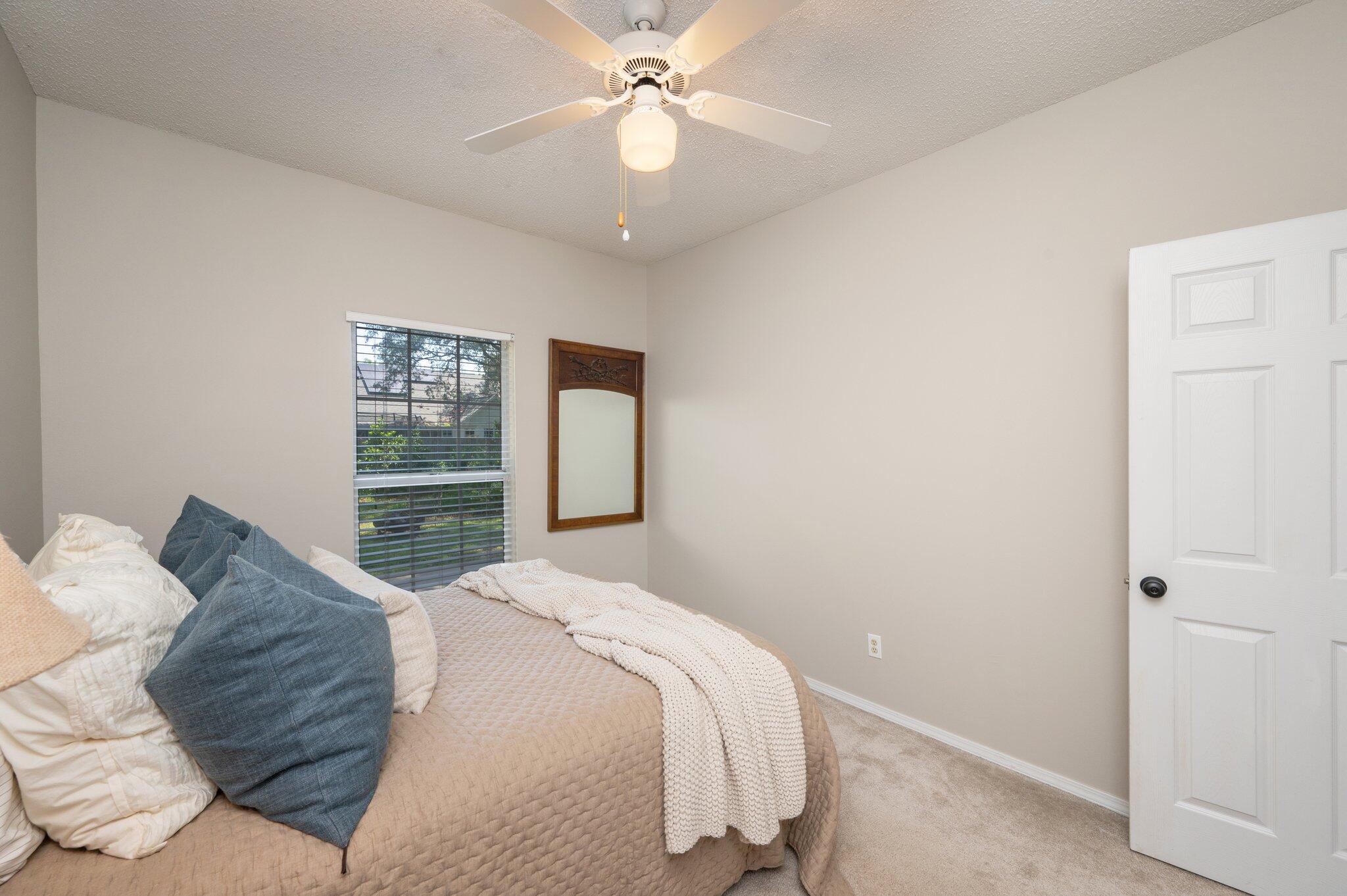 PARKWOOD SQUARE PH 1 - Residential