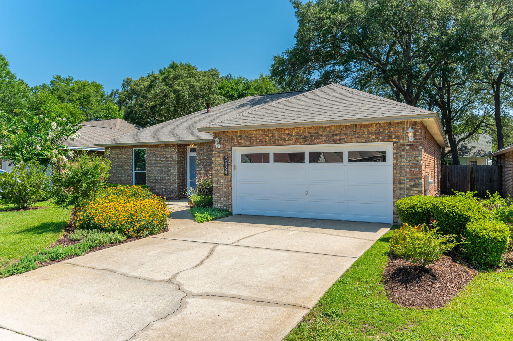 PARKWOOD SQUARE PH 1 - Residential