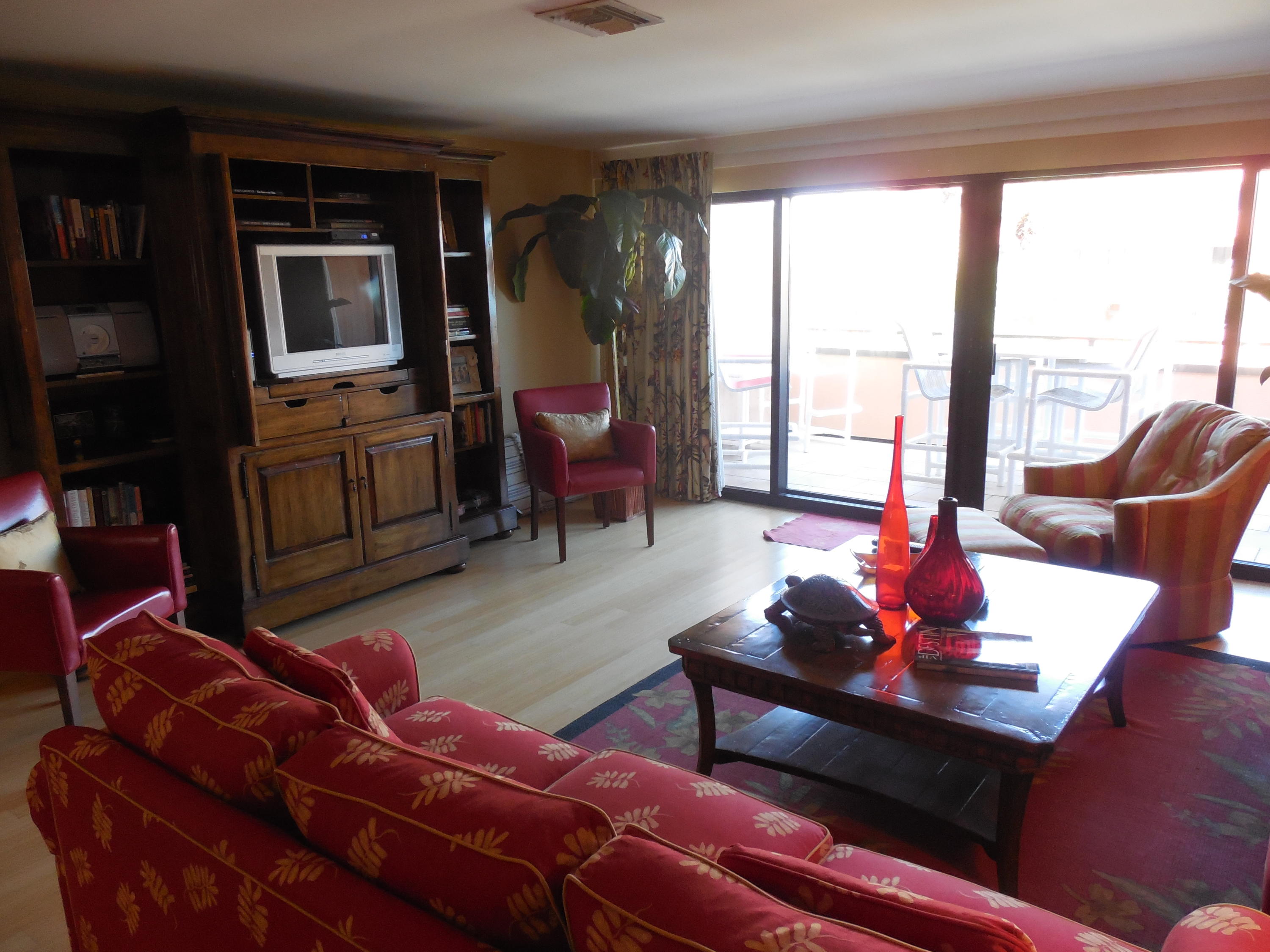 AEGEAN CONDO - Residential