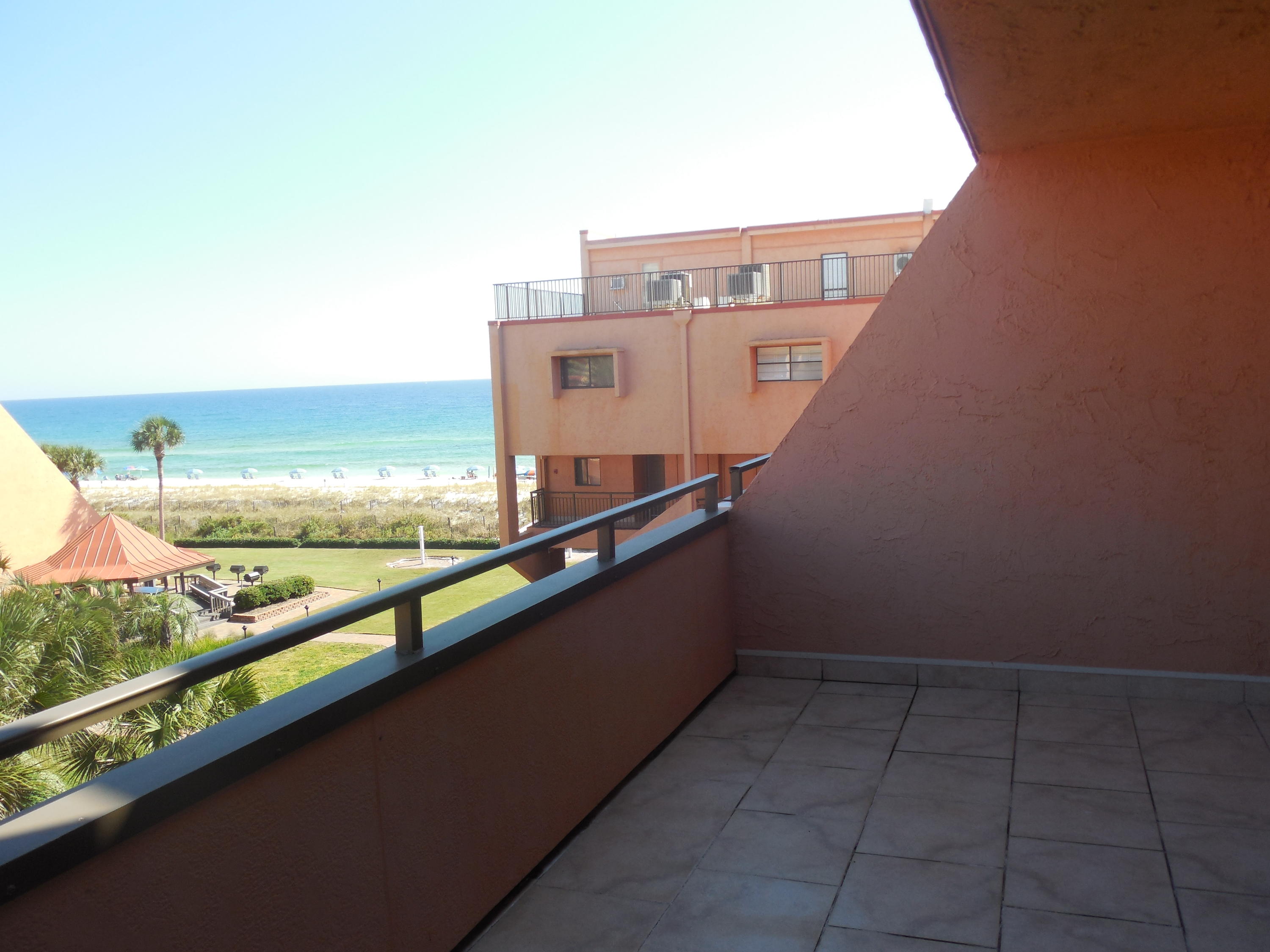 AEGEAN CONDO - Residential