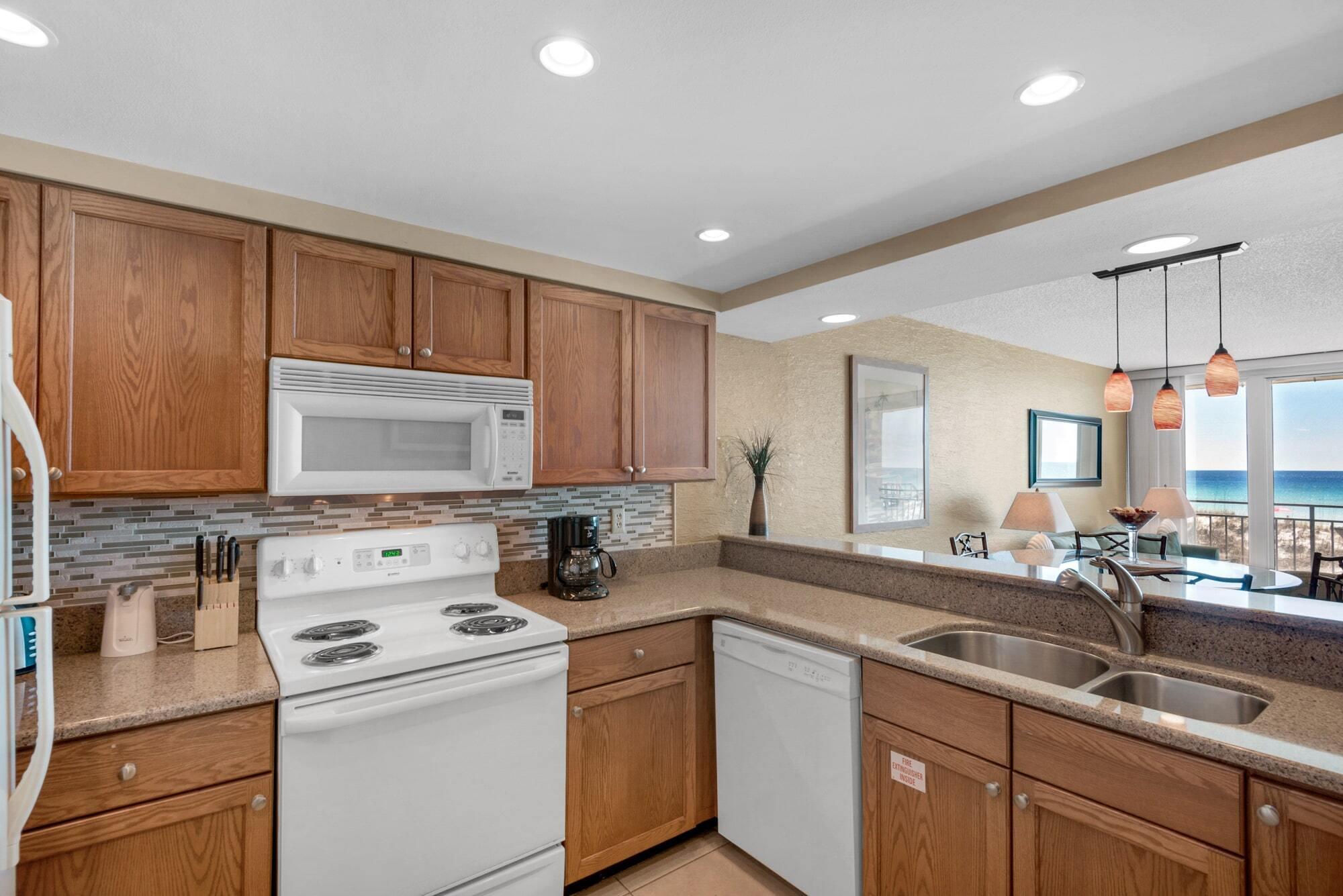 BREAKERS OF FWB PH II - Residential