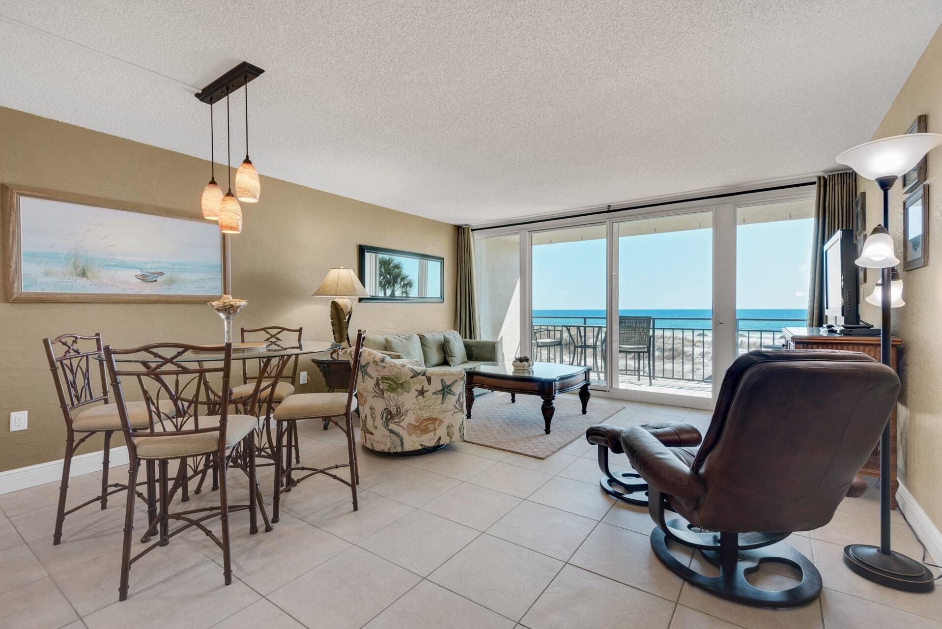 BREAKERS OF FWB PH II - Residential