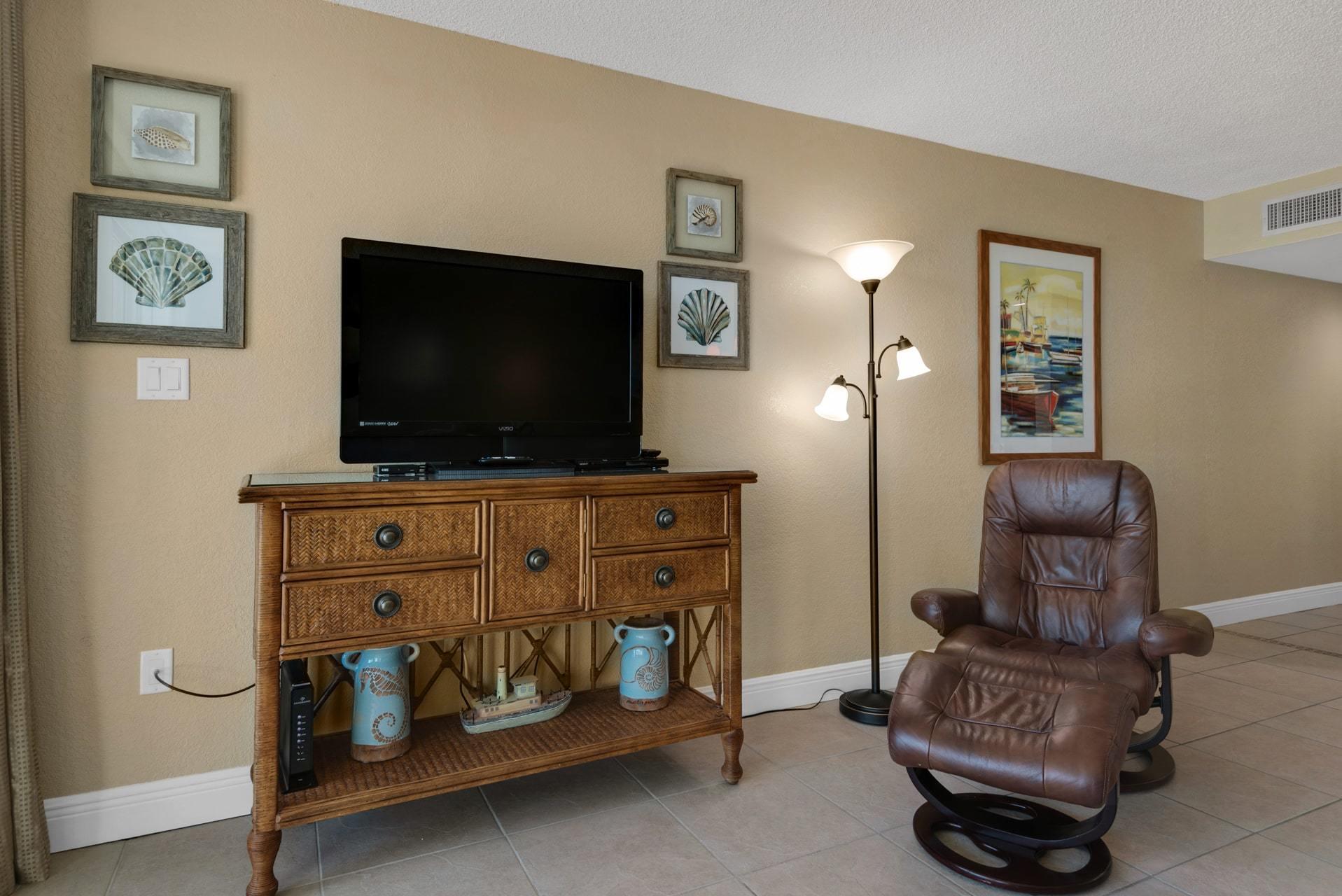 BREAKERS OF FWB PH II - Residential