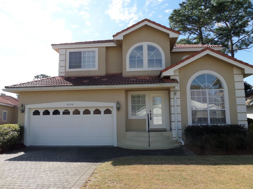 A nice home in the gated Community of Sunset Beach, with a private access through a guard gate insures security and exclusive living. The home features 3 bedrooms and 2 baths. The main living area has travertine flooring and the bedrooms are carpeted. The kitchen and baths have been upgraded with granite counters,the kitchen has stainless steel appliances. The property overlooks the lake and 5th hole of the Marsh golf course which can be viewed from the screened porch or patio. Sunset Beach owners have their own clubhouse, pool and beach area on the bay. Homeowners association includes all exterior landscaping maintenance so you can enjoy the amenities of Bluewater Bay tennis, swimming, golf and restaurants etc.SELLER IS OFFERING A $5,000 DECORATING ALLOWANCE WITH A FULL PRICE OFFER.