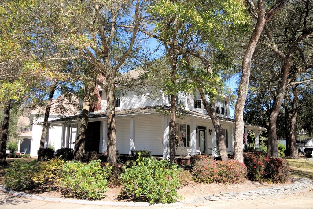 PARKWOOD ESTATES PH 5 - Residential